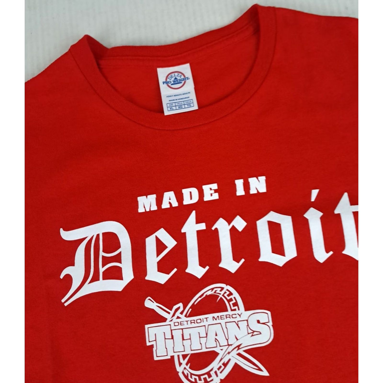 Delta Vintage Detroit Mercy University Titans X-Large Shirt Red Delta Size US XL / EU 56 / 4 - 2 Thumbnail