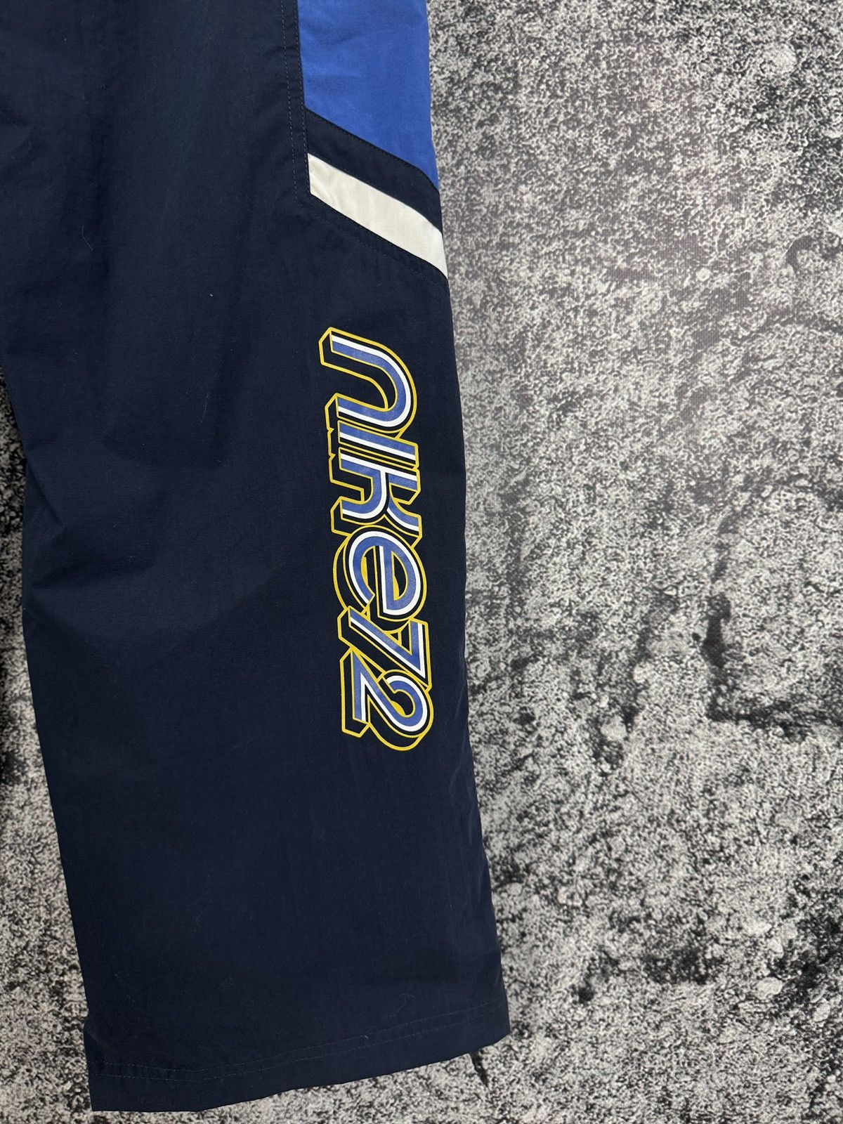 Nike Vintage Nike 72 Track Pants Retro Streetwear Y2K Style Sz S Size US 30 / EU 46 - 19 Thumbnail