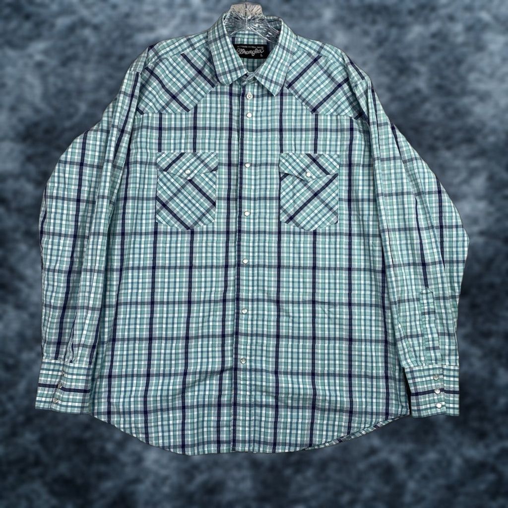 Wrangler Wrangler Pearl Snap Shirt Mens L Blue Plaid Western Long Sleeve Chest Pockets Vintage: No Size US L / EU 52-54 / 3 - 1 Thumbnail