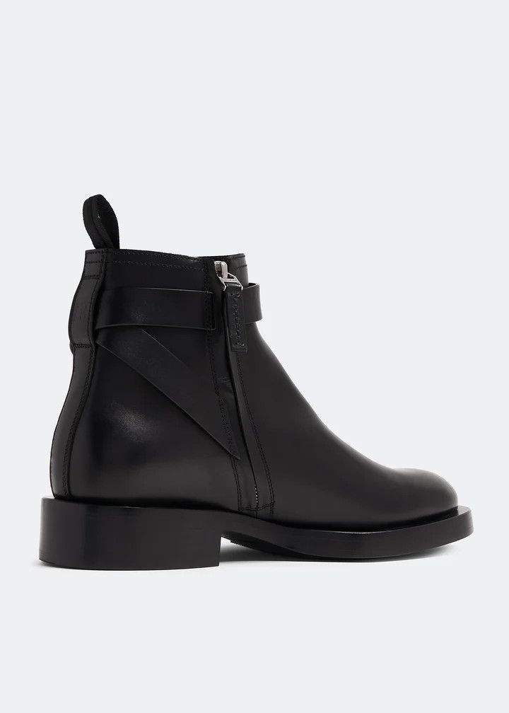 Givenchy o1lv12m1025 Lock Ankle Boots in Black Size US 7 / EU 40 - 2 Thumbnail