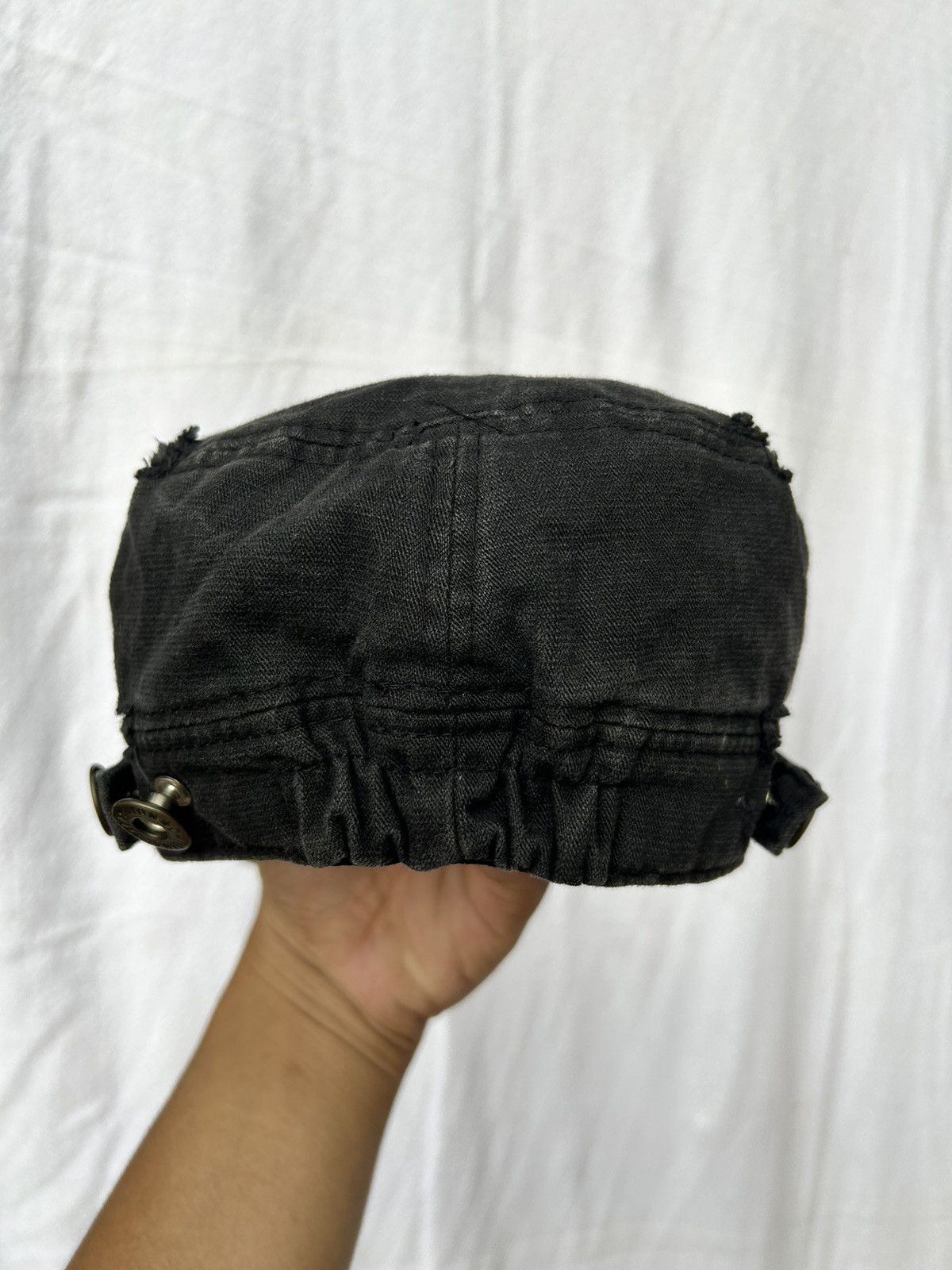 If Six Was Nine × Japanese Brand × Le Grande Bleu (L.G.B.) Commando Distressed Studded Stars Hats Size ONE SIZE - 6 Thumbnail