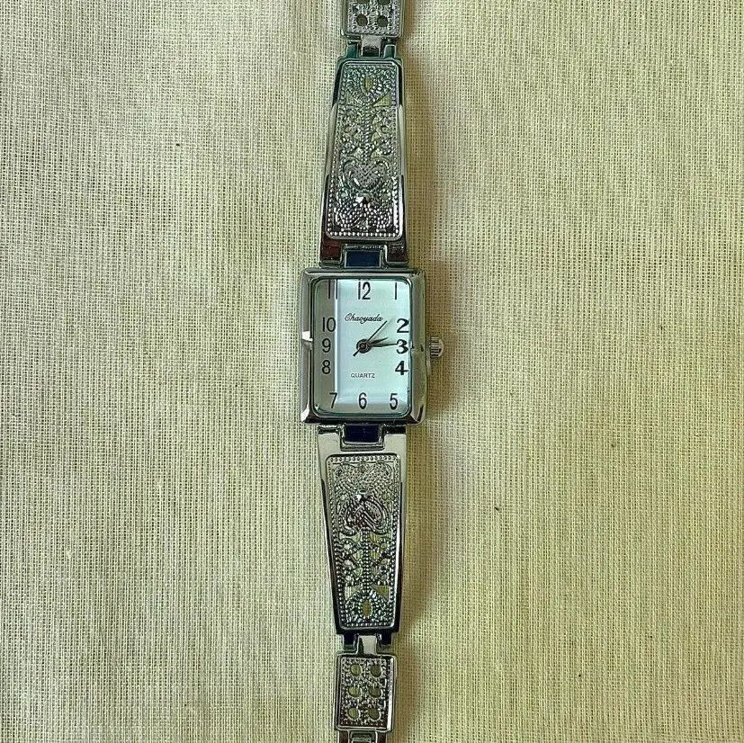 Jewelry 2000s vintage rectangle stainless steel quartz luxury watch Size ONE SIZE - 5 Thumbnail
