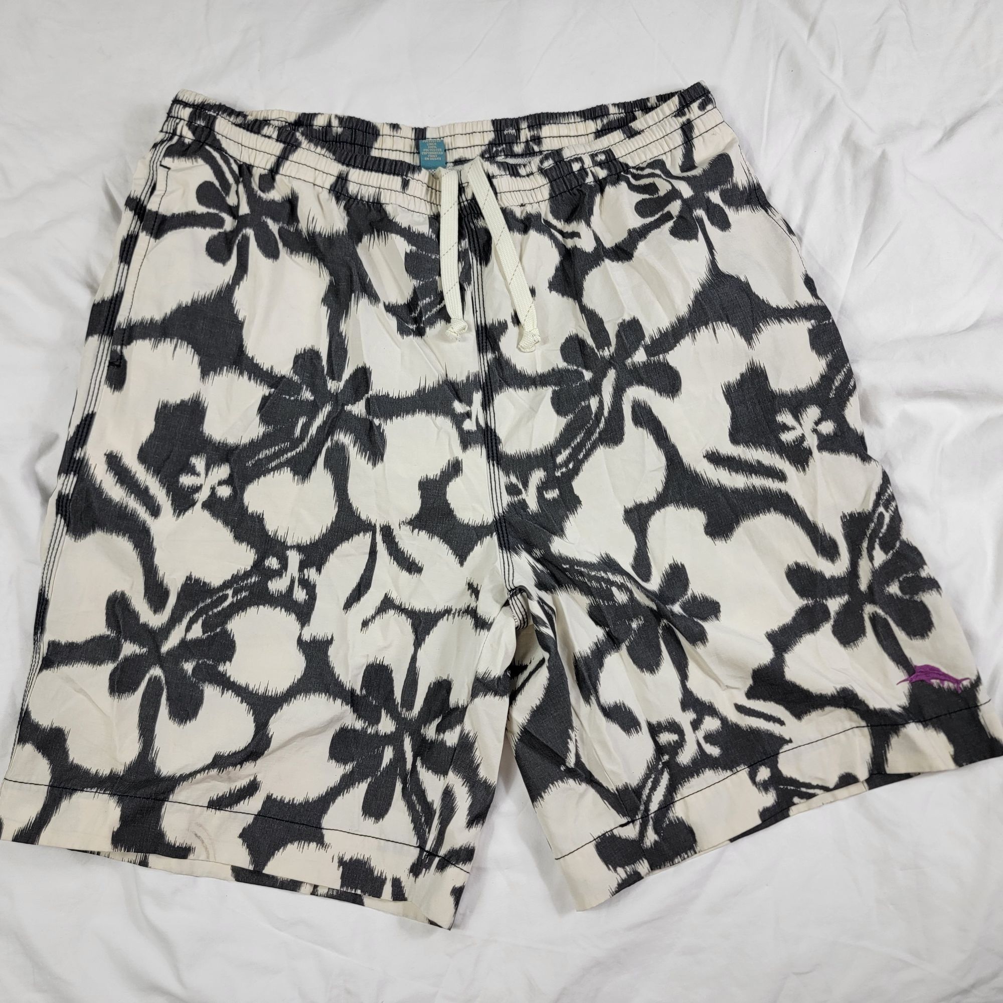 Tommy Bahama Tommy Bahama Relax Mens Large White Black Floral Swim Trunks Size US 42 / EU 58 - 1 Thumbnail