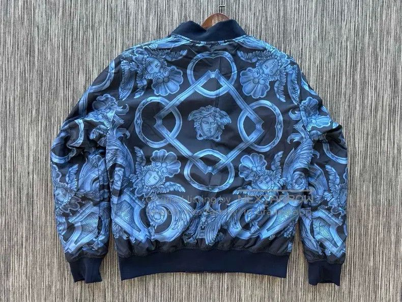Versace Versace Reversible cotton jacket Size US L / EU 52-54 / 3 - 8 Thumbnail