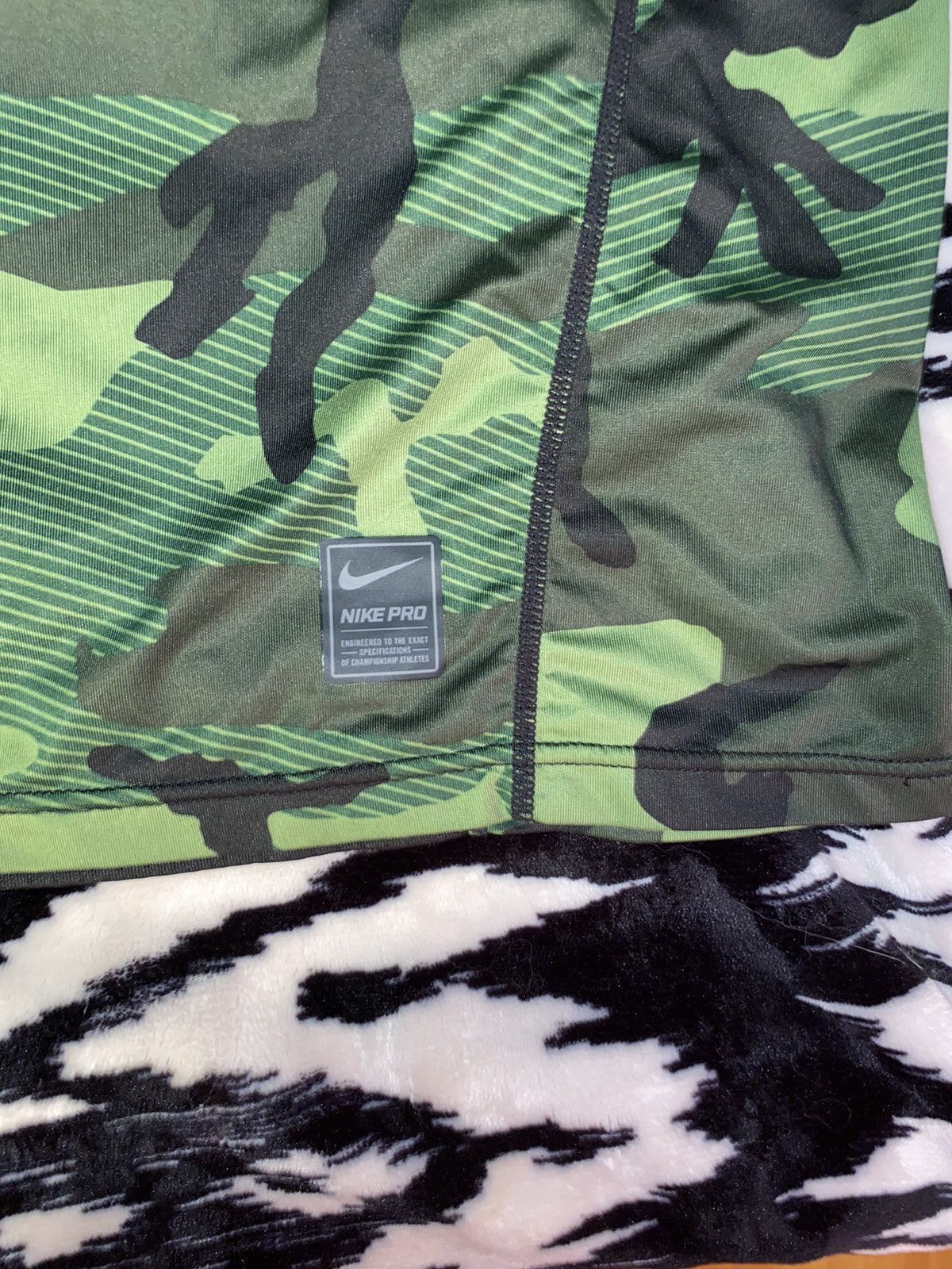 Nike CAMO NIKE PRO COMBAT SHIRT L Grailed