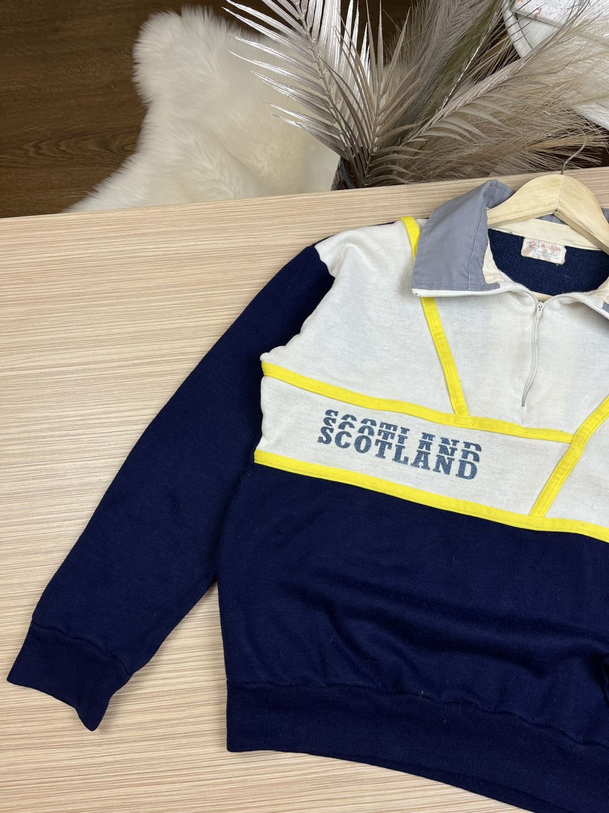 Vintage VINTAGE 80s RAGLAN CREWNECK SCOTLAND SWEATSHIRT! Size US M / EU 48-50 / 2 - 4 Thumbnail