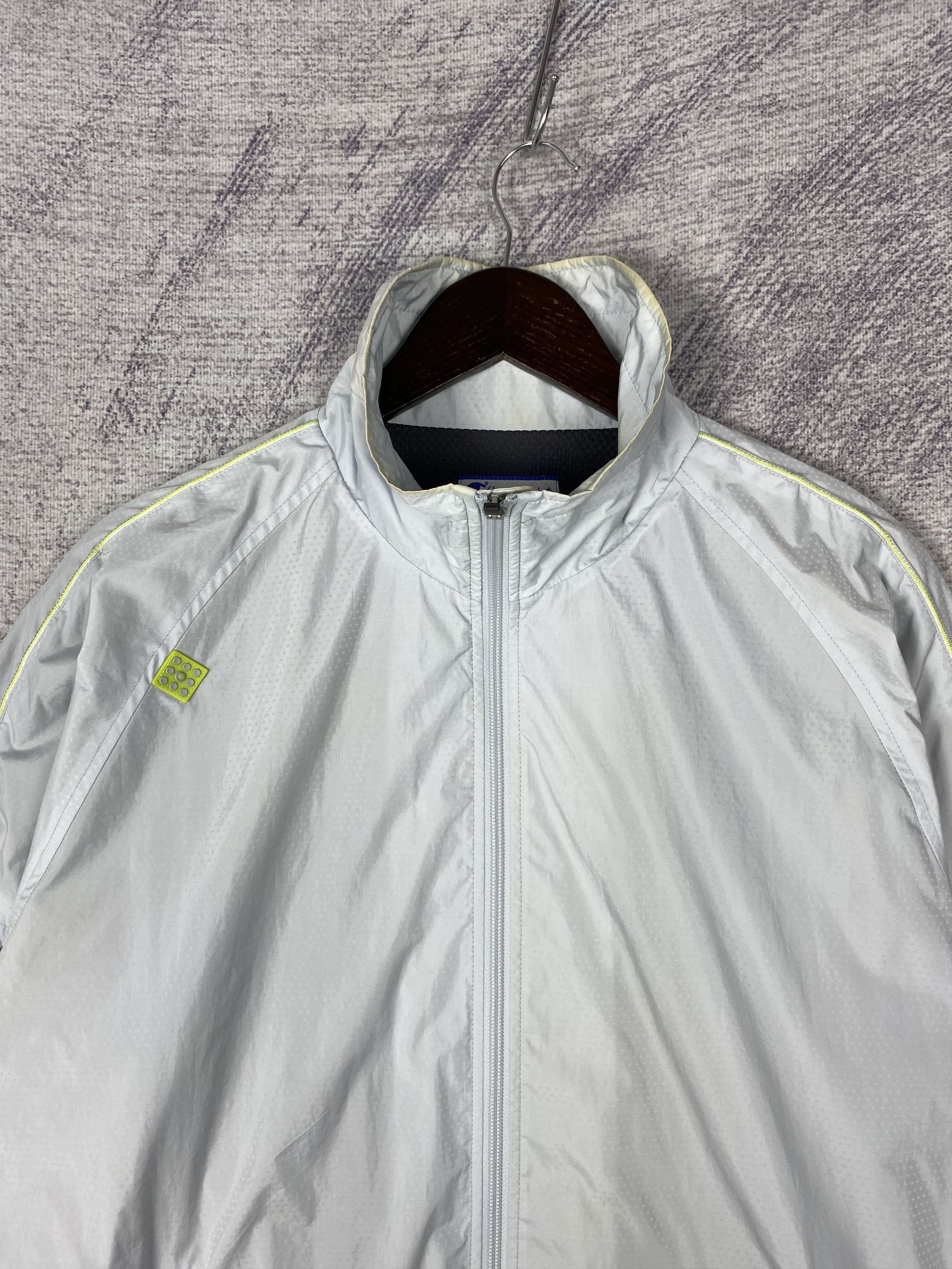 Champion Vintage Champion Full Zip Windbreaker Jacket Size US L / EU 52-54 / 3 - 2 Thumbnail