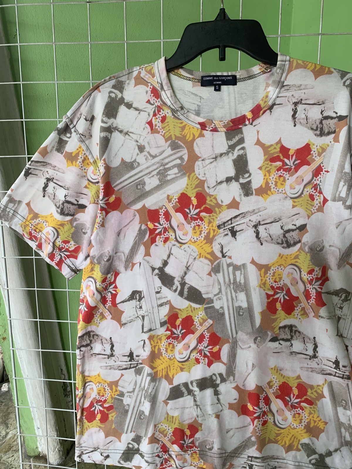 Comme des Garcons AD2004 Comme Des Garcons Fullprint Tshirt Size US S / EU 44-46 / 1 - 2 Thumbnail