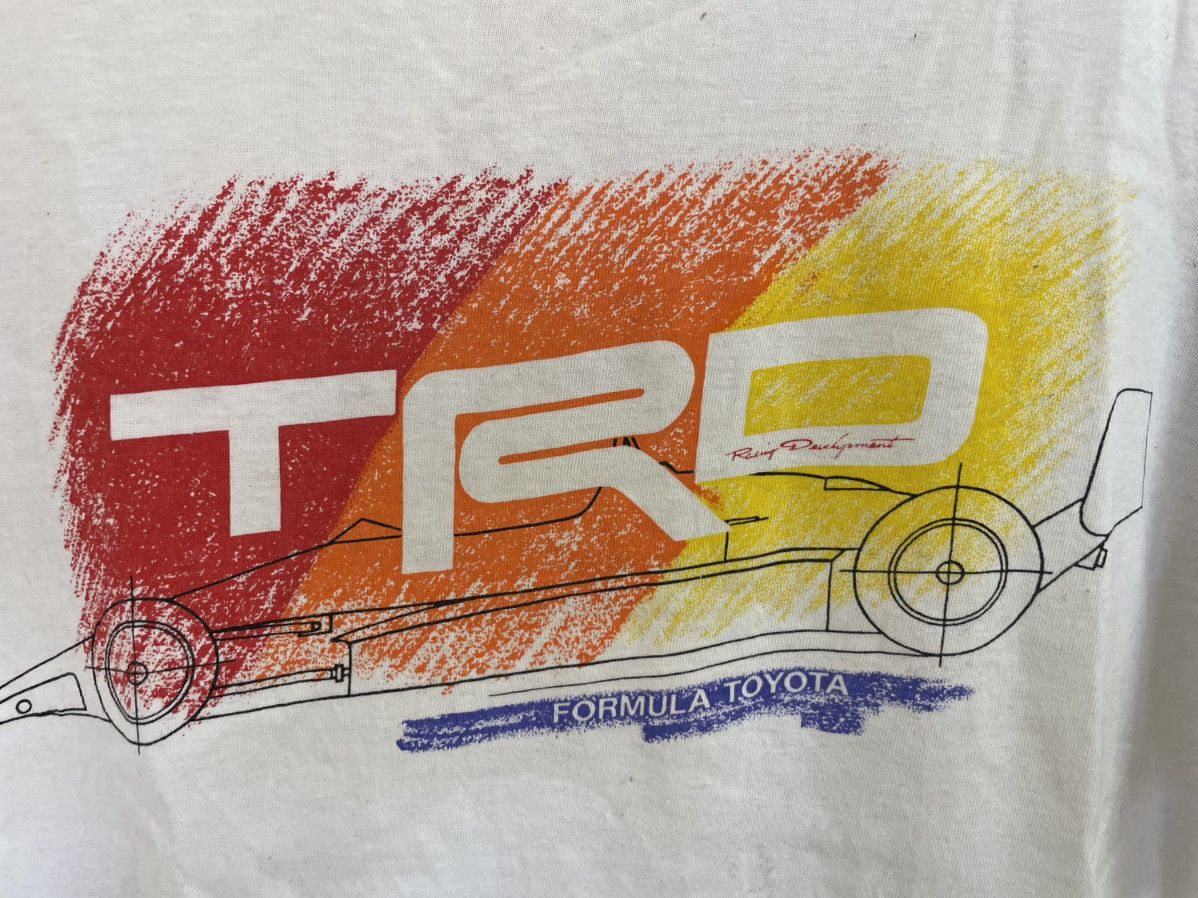Vintage Vintage 90s TRD Formula Toyota Racing Development t shirt Size US L / EU 52-54 / 3 - 4 Thumbnail