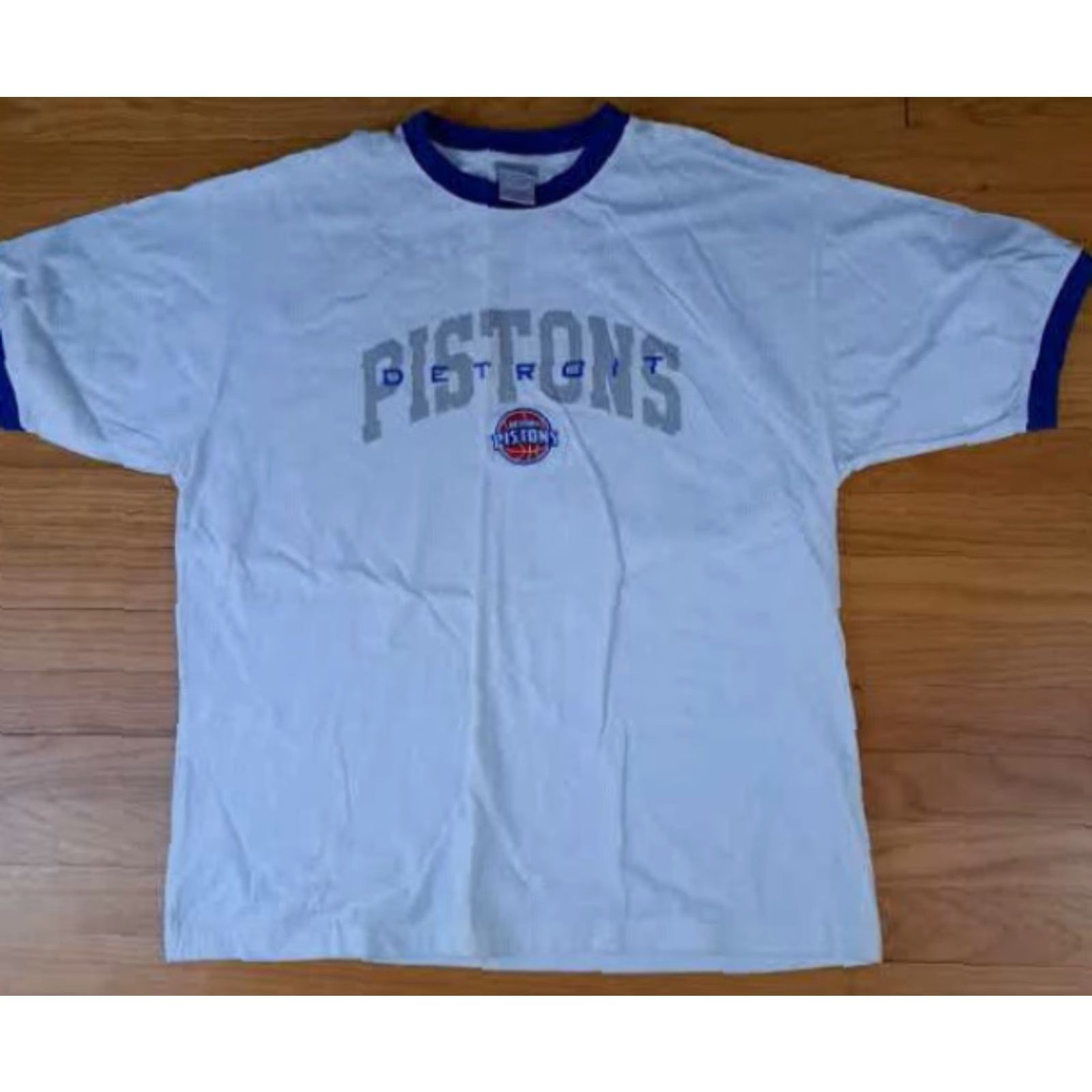 NBA VINTAGE Detroit Pistons Basketball NBA XL Embroidered Ringer T-Shirt Size US XL / EU 56 / 4 - 5 Thumbnail