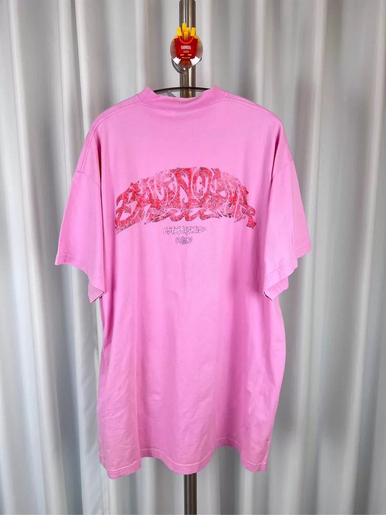 Balenciaga Balenciaga Pink Disaster Short Sleeve Size US M / EU 48-50 / 2 - 2 Thumbnail