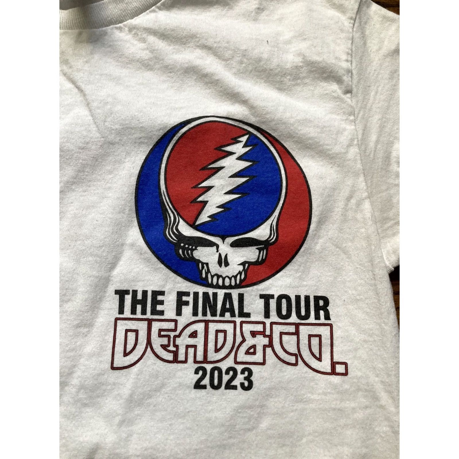 Gildan Grateful Dead & Company Shirt Final Tour 2023 Last Rose Summer Skull White Adult Small Mens Size US S / EU 44-46 / 1 - 6 Thumbnail