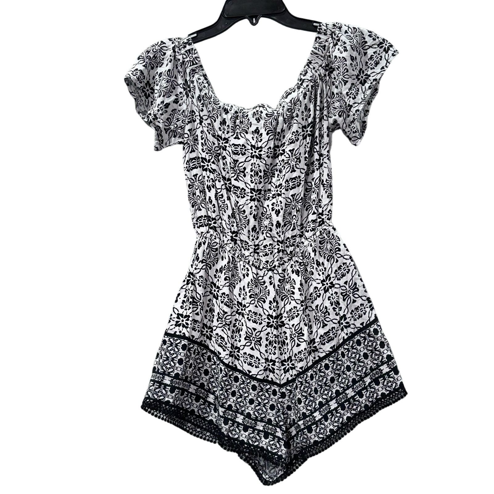 Macys BEBOP Black & White Printed Off-The-Shoulder Romper SZ S Size 28" / US 6 / IT 42 - 2 Thumbnail