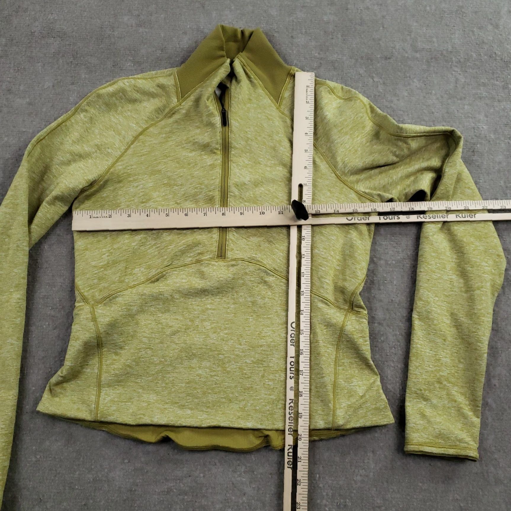 Lululemon Lululemon Jacket Womens 6 Green Always Alert Half Zip Thumbholes Pockets Size M / US 6-8 / IT 42-44 - 2 Thumbnail