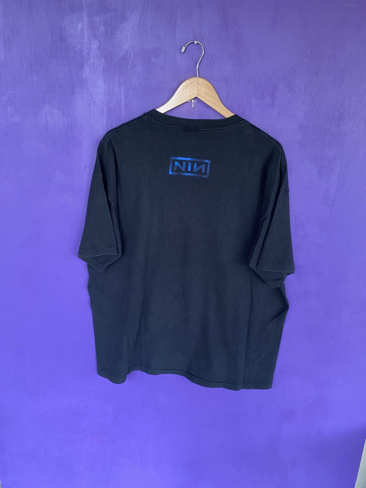 Band Tees Vintage 90s Nine inch nails faded band tee Size US XL / EU 56 / 4 - 2 Thumbnail
