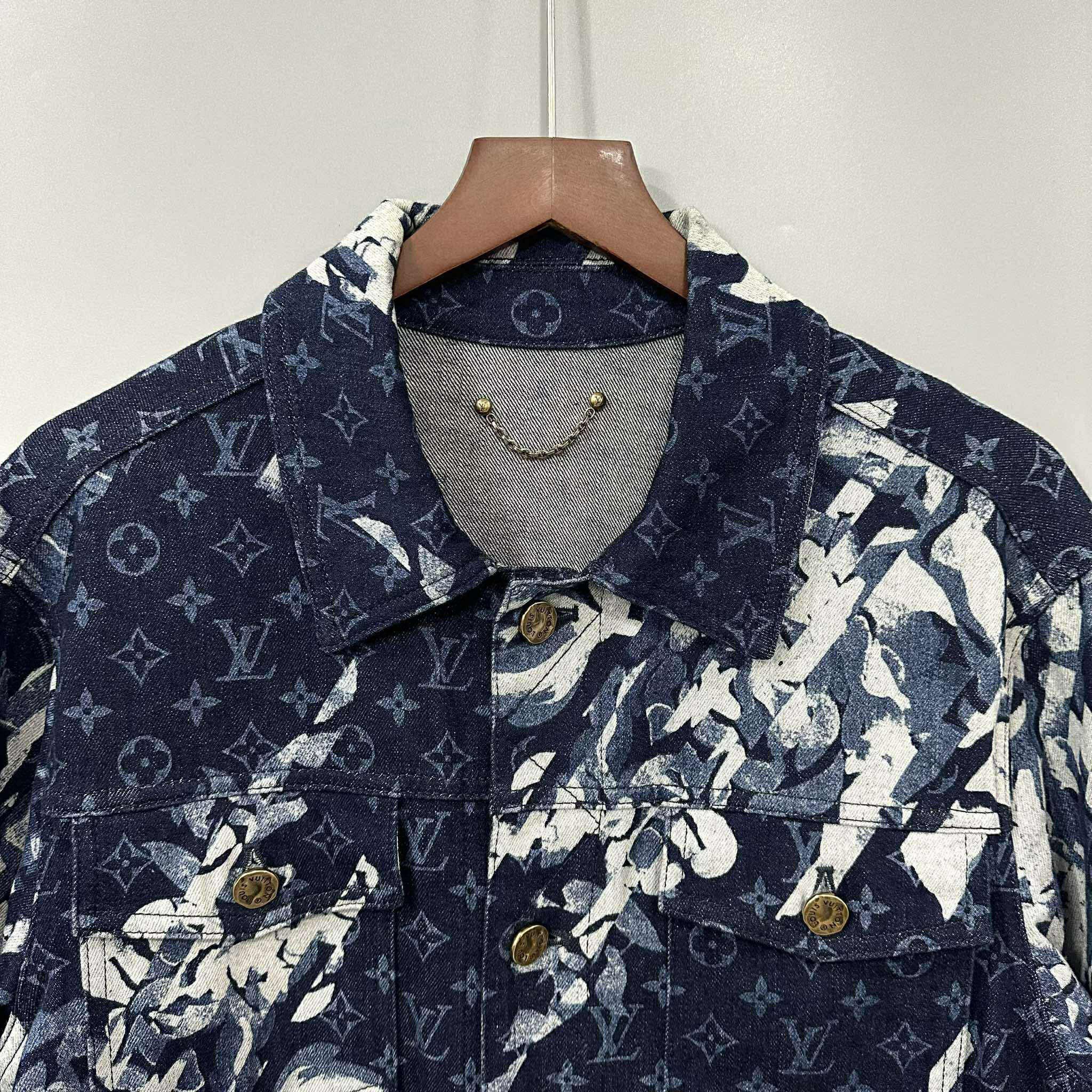 Louis Vuitton Louis Vuitton Floral Monogram Denim Jacket Size US S / EU 44-46 / 1 - 3 Thumbnail