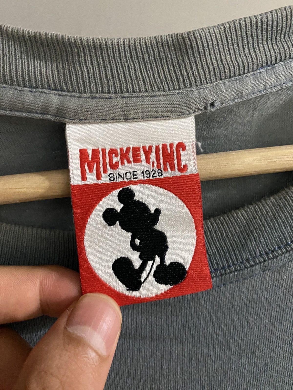 Disney × Mickey Mouse × Vintage Mickey Mouse Animal Kingdom Size US L / EU 52-54 / 3 - 4 Thumbnail