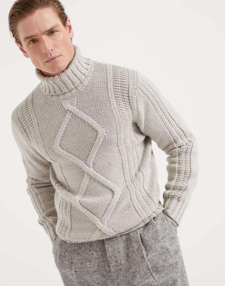 Brunello Cucinelli o1w1db10825 Cashmere Turtleneck in Grey Size US M / EU 48-50 / 2 - 1 Thumbnail