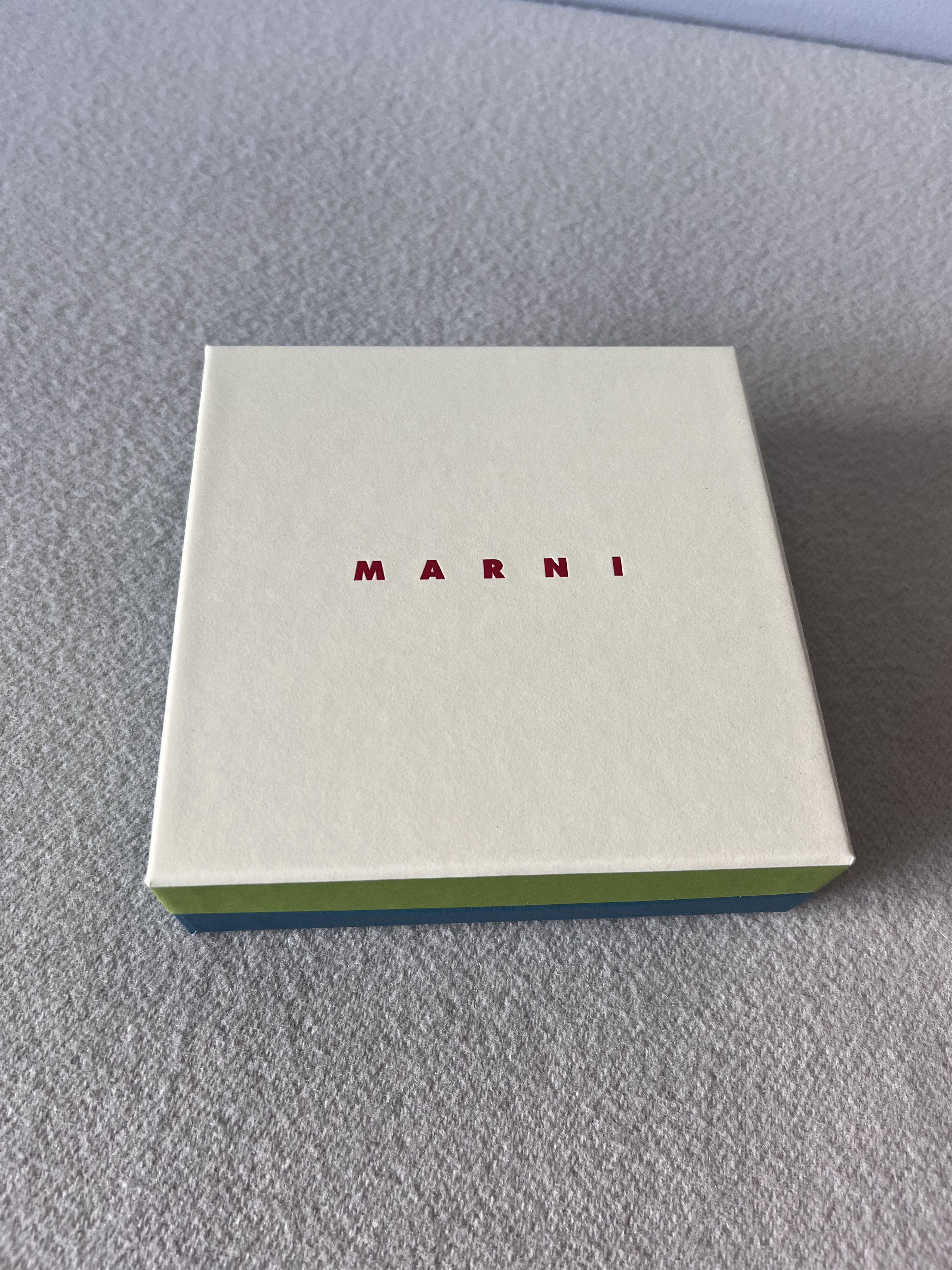 Marni Marni Stitch Logo Leather Cardholder in White Size ONE SIZE - 5 Thumbnail