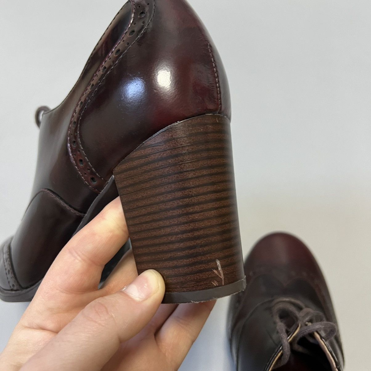 Clarks Clarks Artisan Burgundy Leather Wingtip Oxford Heels Size US 8 / IT 38 - 8 Thumbnail