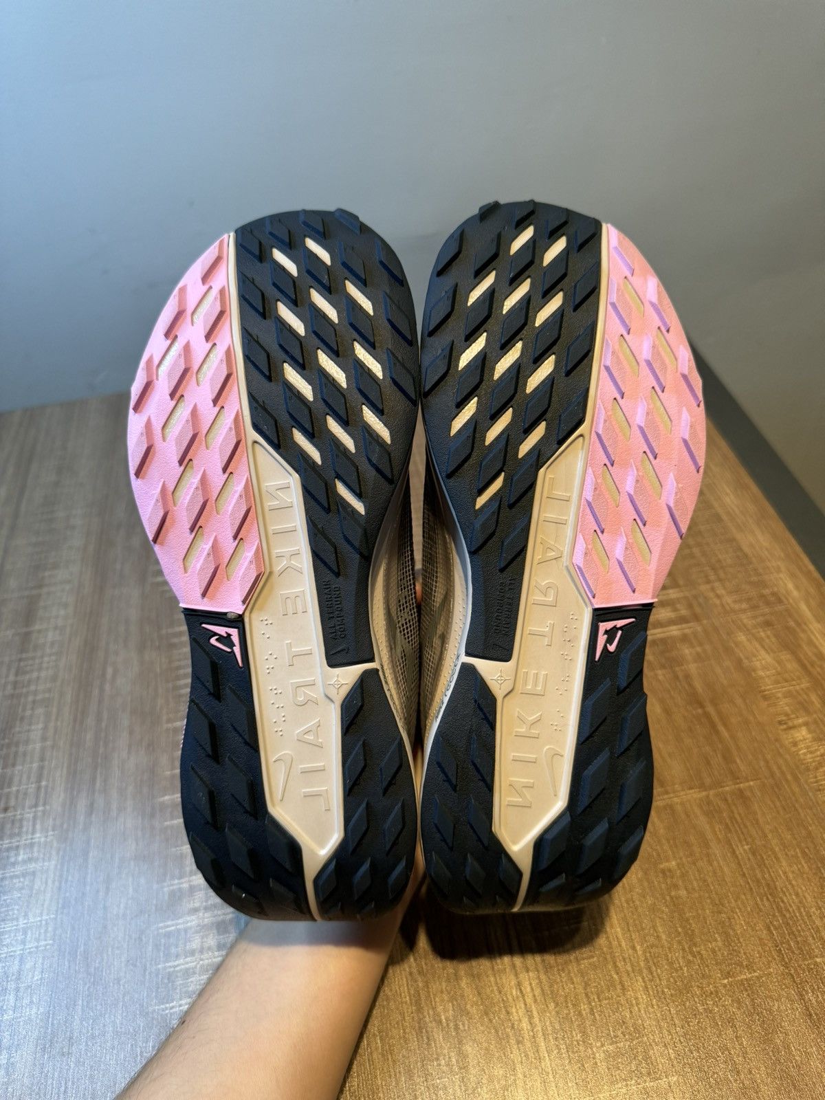 Nike NEW Nike Pegasus Trail 5 GORE-TEX Armory Navy Womens 9.5 Size US 9.5 / IT 39.5 - 6 Thumbnail
