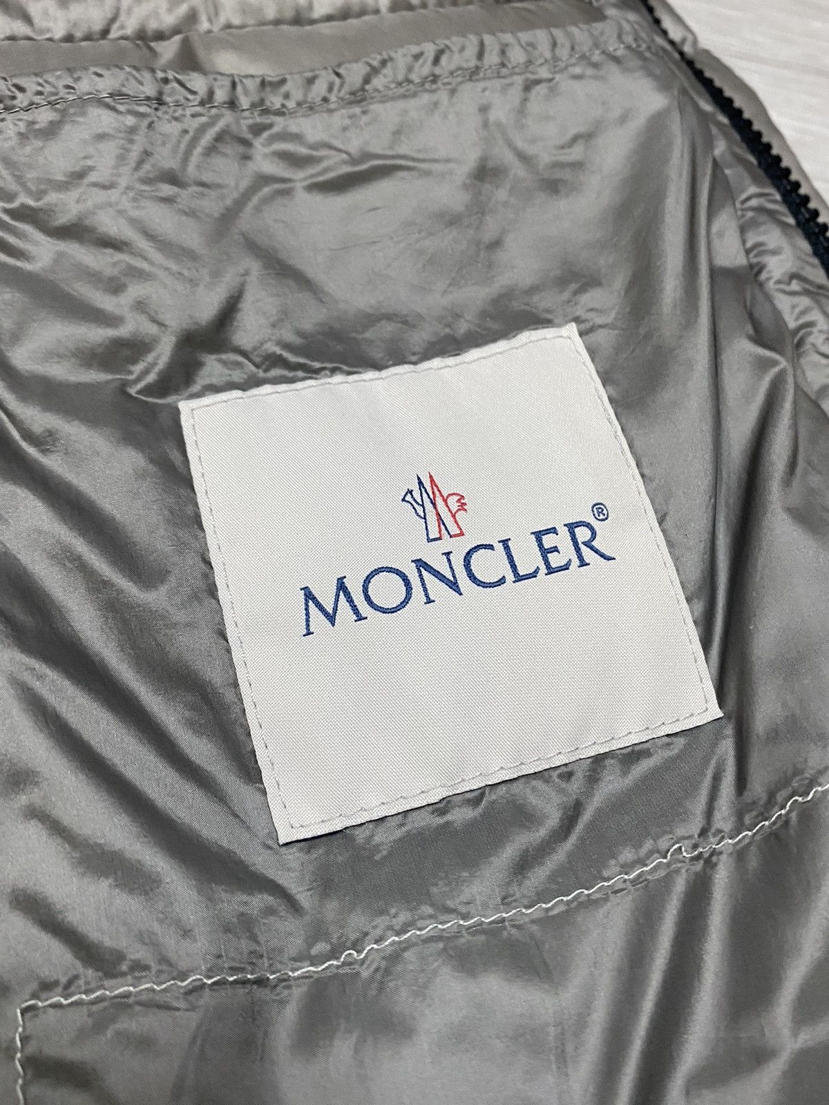 Moncler Moncler jacket Valence puffer size 2 Size US M / EU 48-50 / 2 - 10 Thumbnail