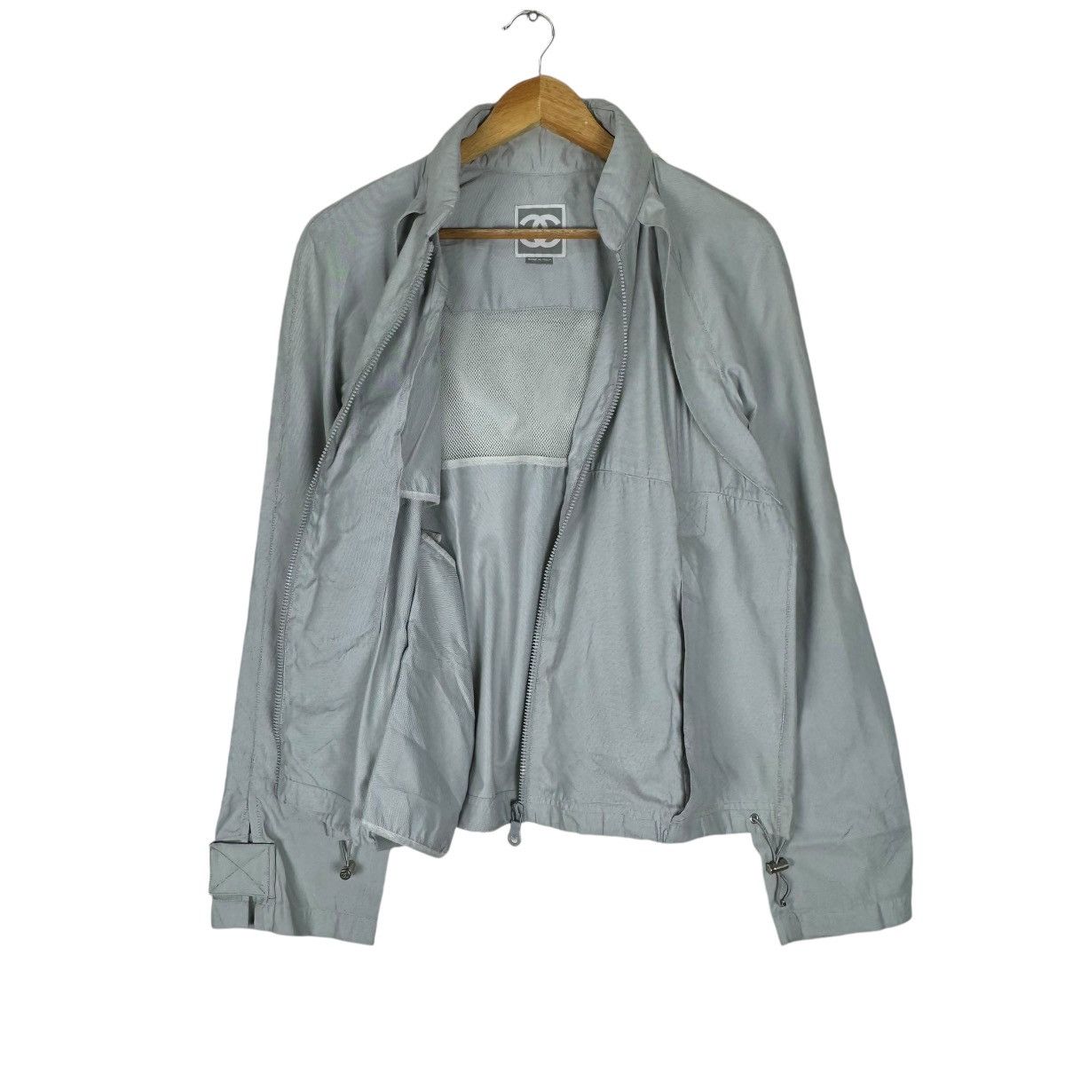 Chanel 🌟CHANEL IDENTIFICATION HOODIE AW01 SPORTS 2 WAY LIGHT JACKET Size M / US 6-8 / IT 42-44 - 12 Thumbnail
