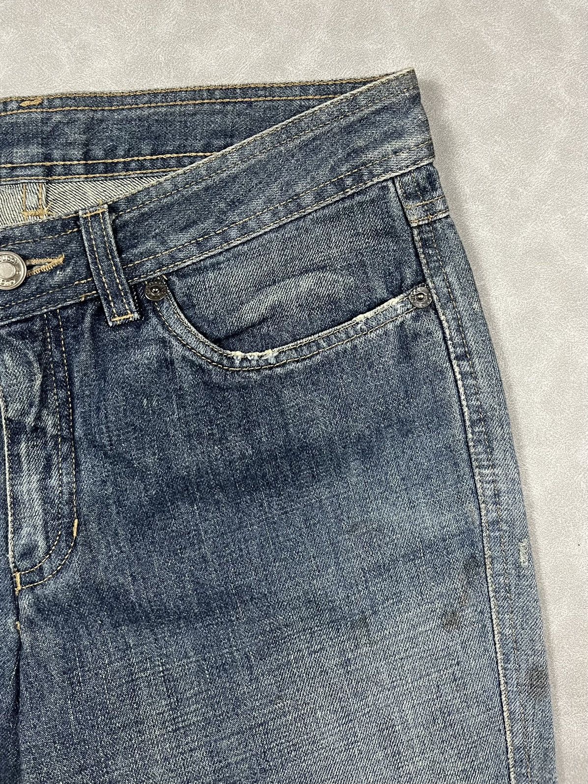 Gucci 90s Gucci denim pants Size 27" / US 4 / IT 40 - 12 Thumbnail