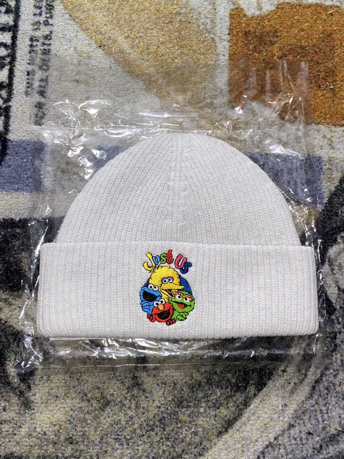 Kith Kith x Sesame Street Mia Beanie Size ONE SIZE - 1 Thumbnail
