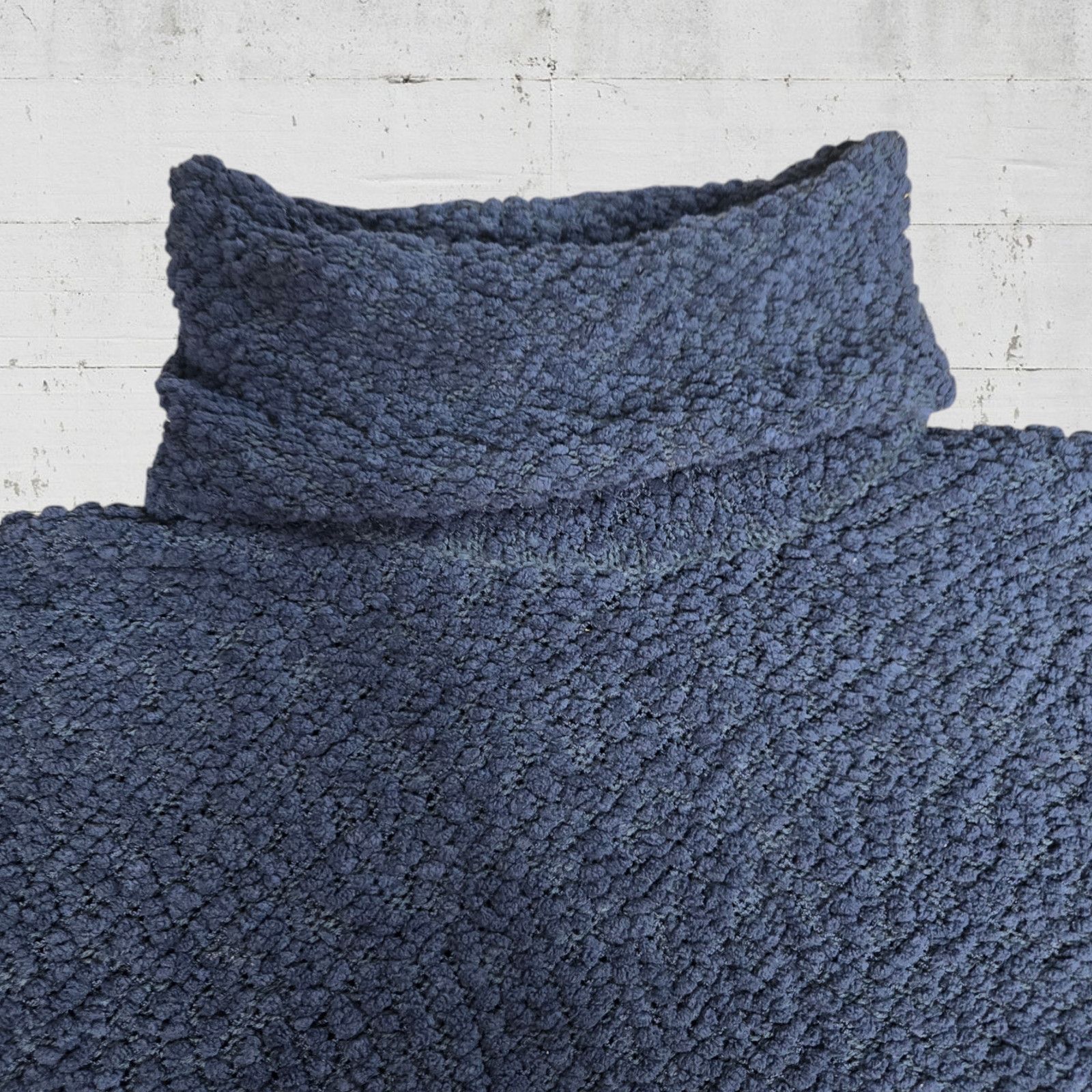 Other Navy Boucle Chenille Turtleneck Poncho Sweater Size Medium Size M / US 6-8 / IT 42-44 - 4 Thumbnail