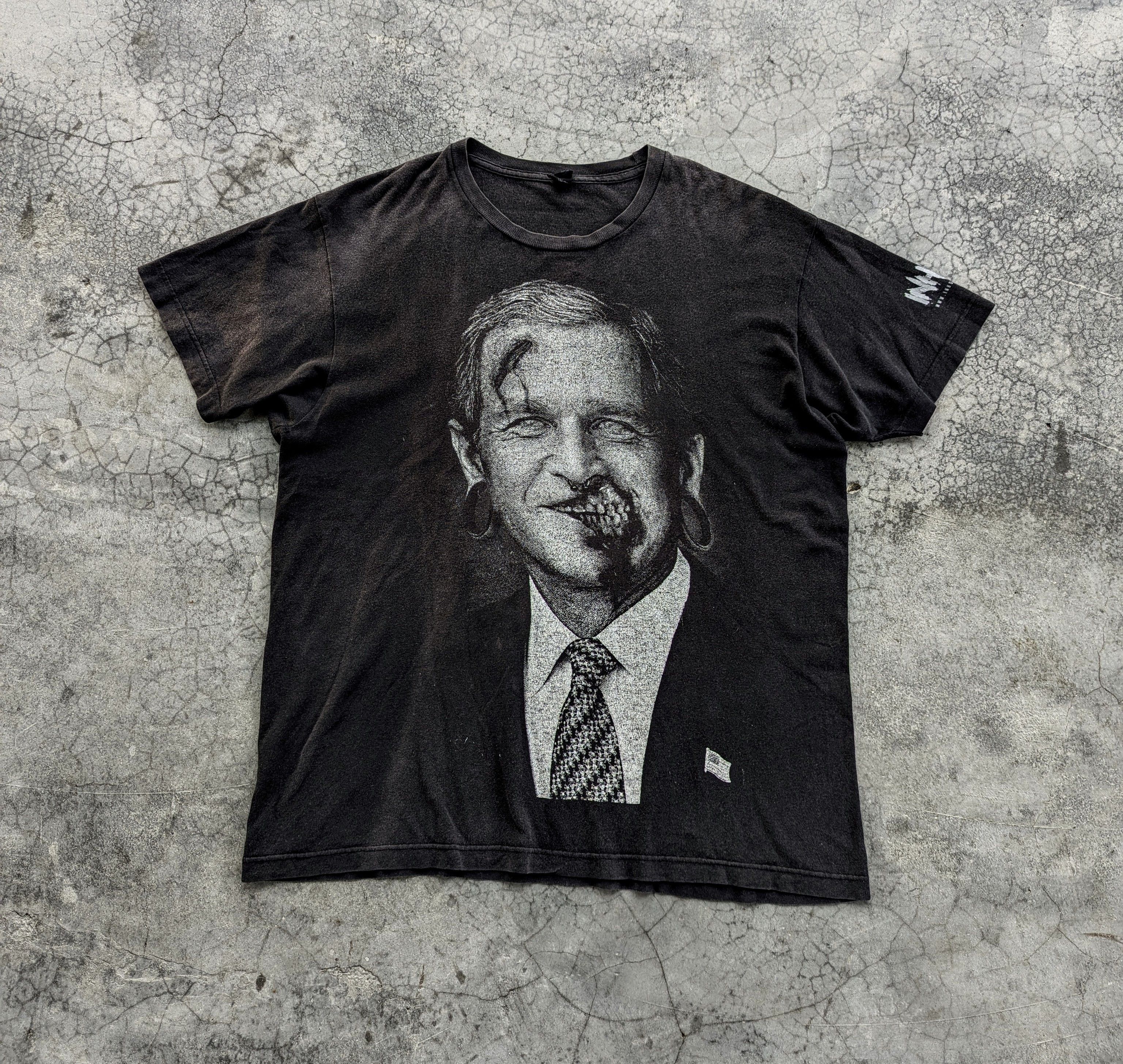 Vintage Inhuman George W Bush Size US L / EU 52-54 / 3 - 1 Thumbnail