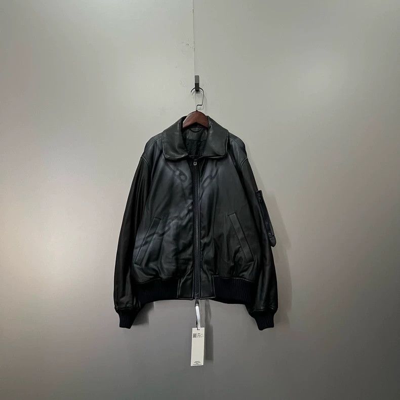 Louis Vuitton Louis Vuitton Black chain printed leather jacket 2501-Nexta Size US M / EU 48-50 / 2 - 1 Thumbnail
