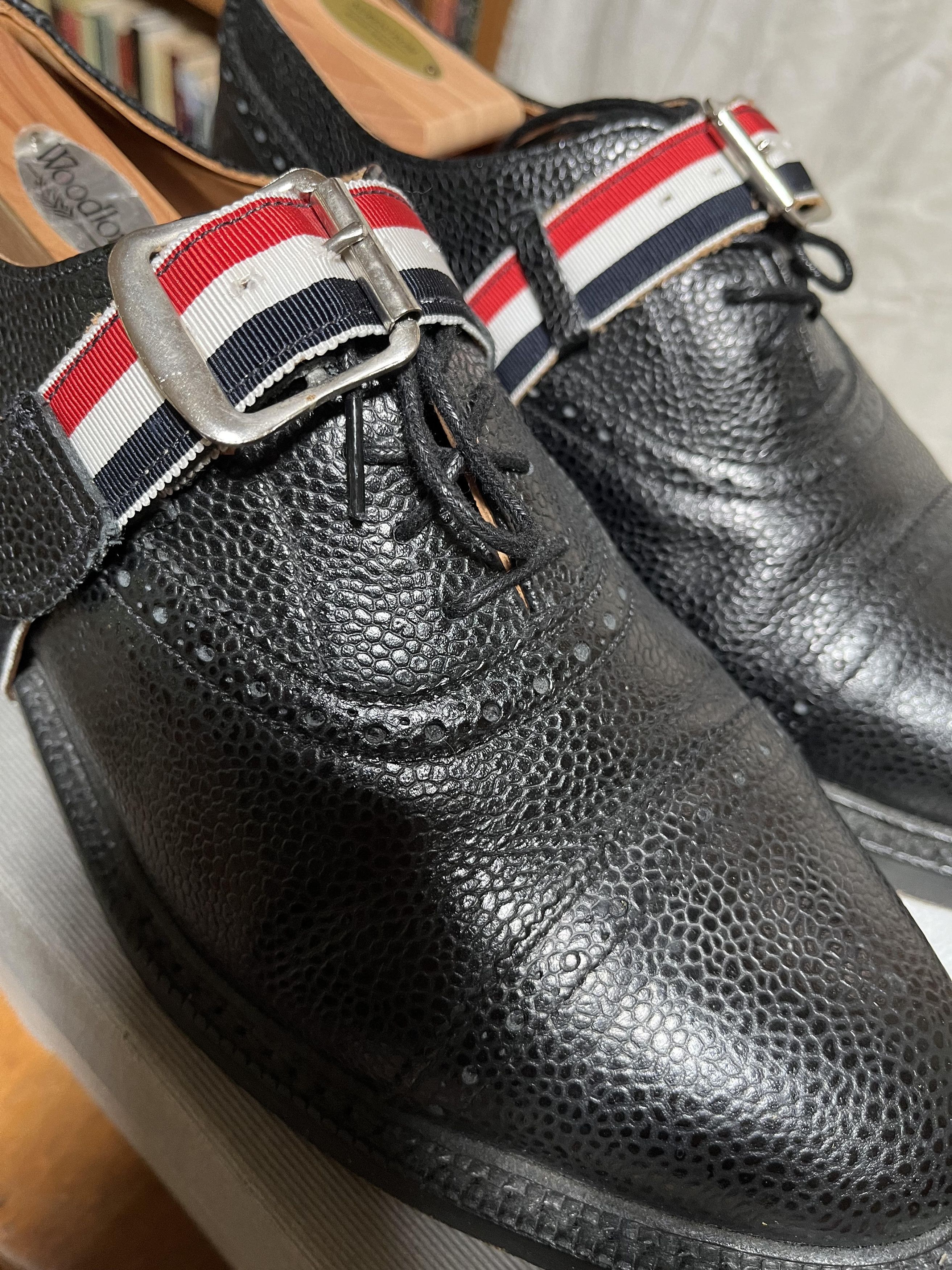 Thom Browne Pebbled Oxford Brogues with Signature Grosgrain Belts Size US 8 / EU 41 - 3 Thumbnail