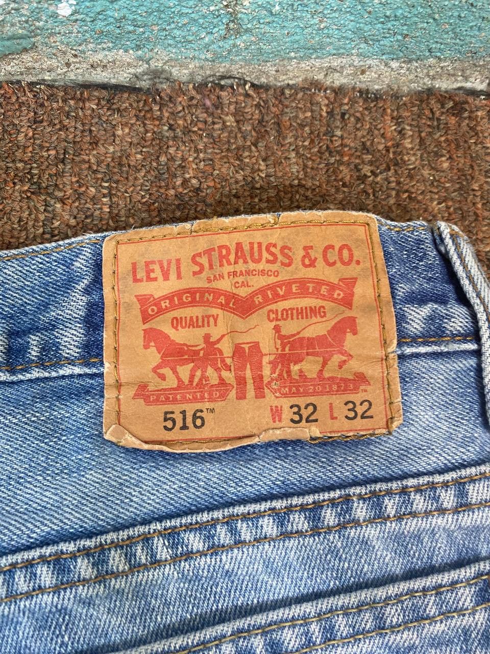Levi's levis 516 lightwash distressed denim nice design Size US 34 / EU 50 - 4 Thumbnail