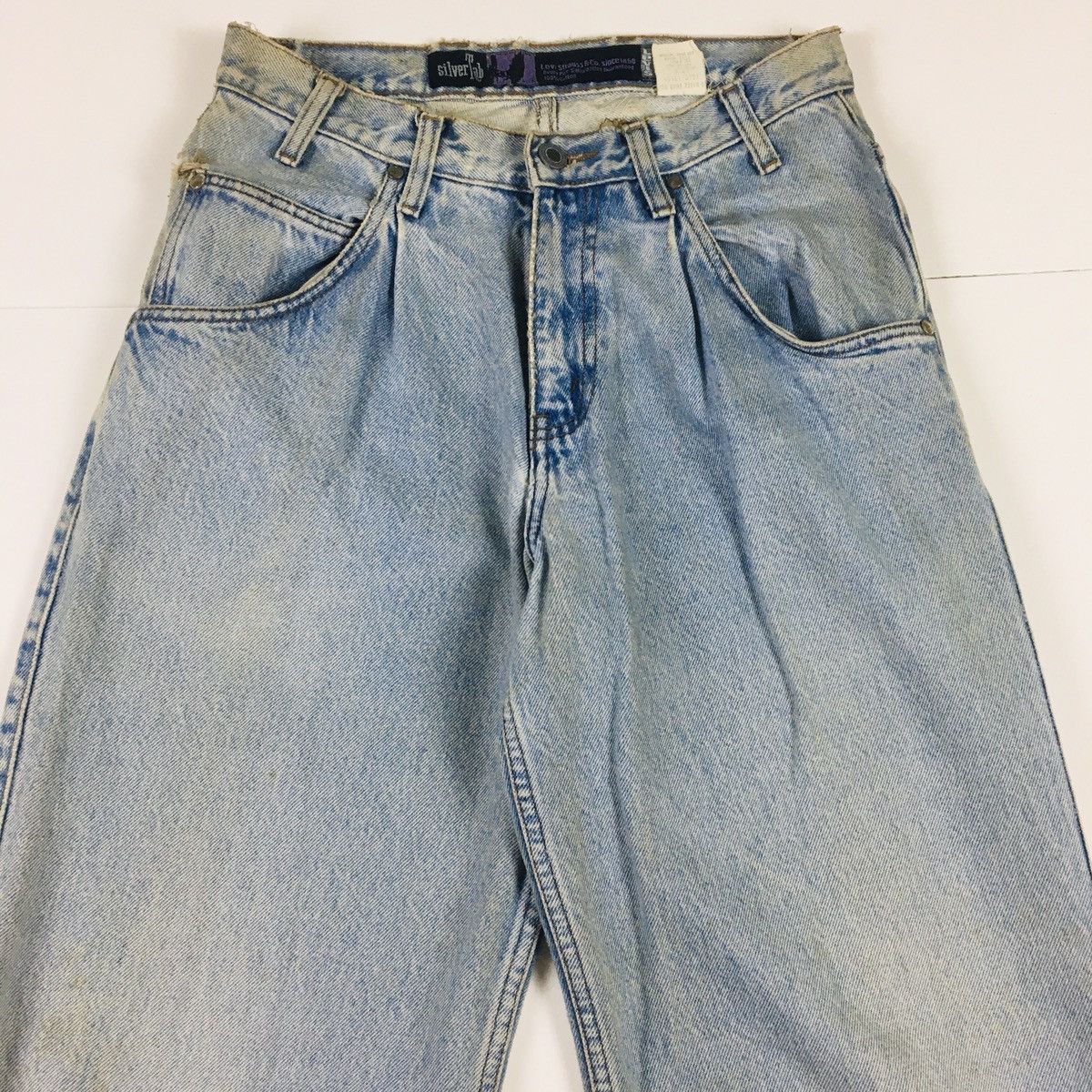 Levi's Vintage Levi’s Silver Tab Made In Paraguay Tapered Leg Jeans Size US 29 - 5 Thumbnail