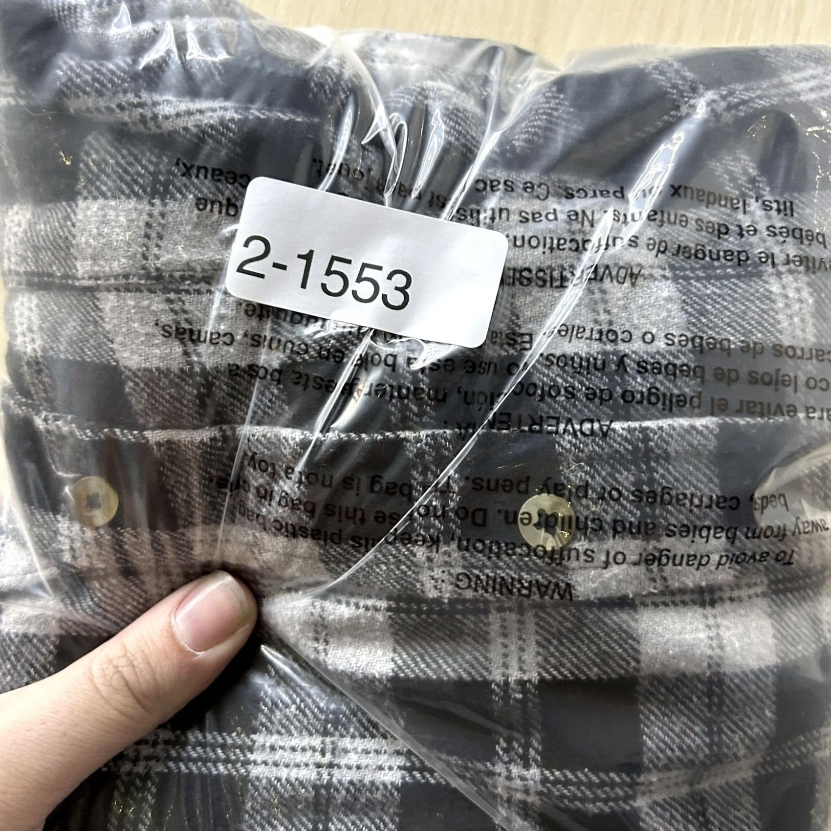 Vintage Mountain Ridge Flannel Shirt Mens XL Black Gray Plaid Long Sleeve Button Up Size US XL / EU 56 / 4 - 6 Thumbnail
