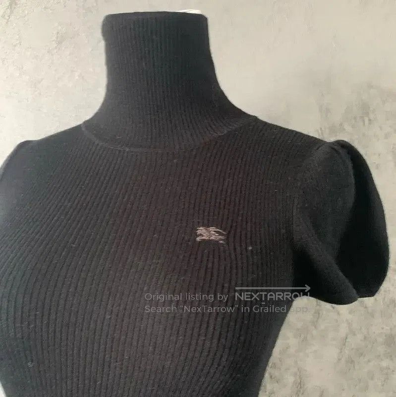 Burberry Burberry Black Wool Short Sleeve T-Shirt. Size M / US 6-8 / IT 42-44 - 2 Thumbnail
