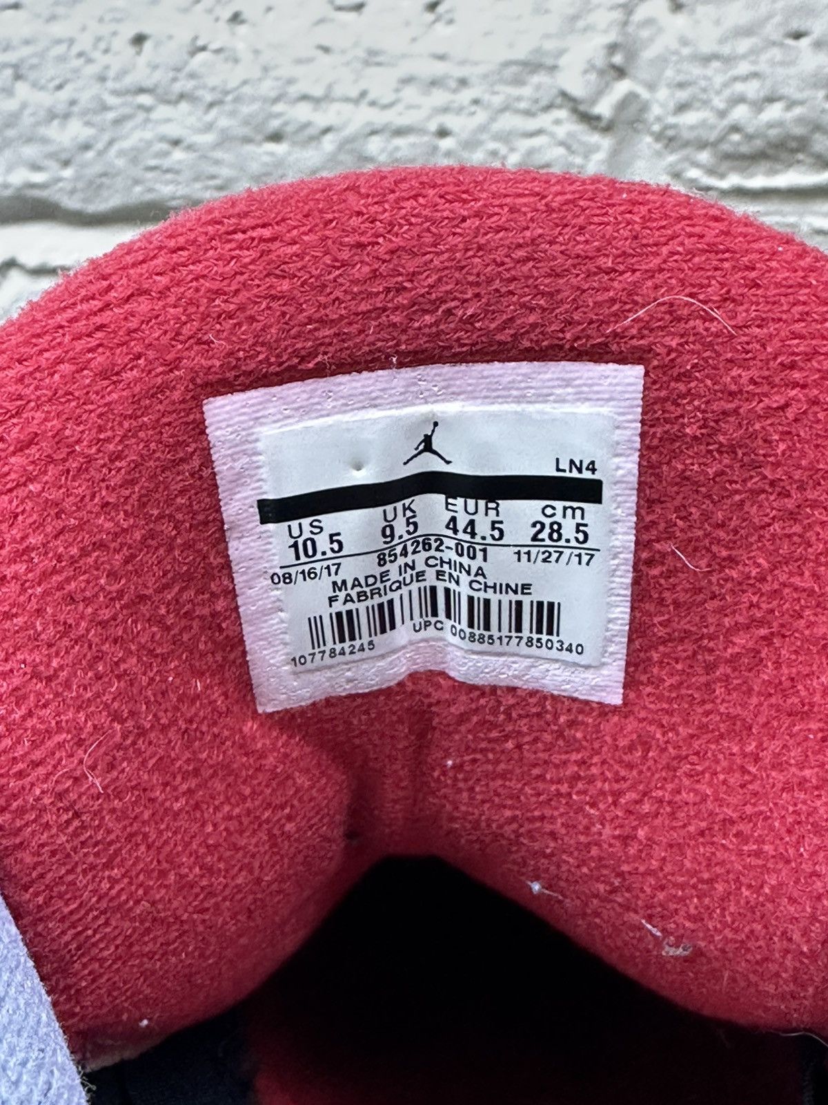 Jordan Brand Jordan 3 Black Cement 2018 Size US 10.5 / EU 43-44 - 4 Thumbnail