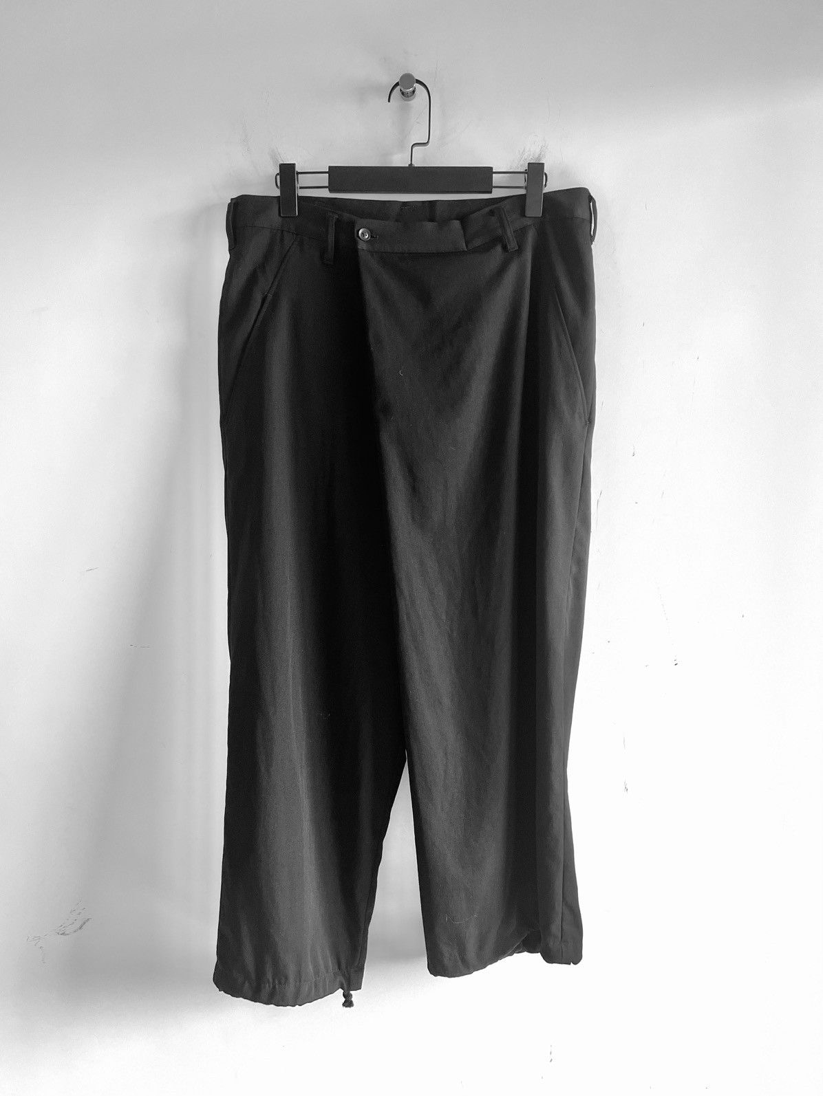 Yohji Yamamoto Yohji Yamamoto Pour Homme - W/GABARDINE Left Tuck Pant Size US 30 / EU 46 - 19 Thumbnail