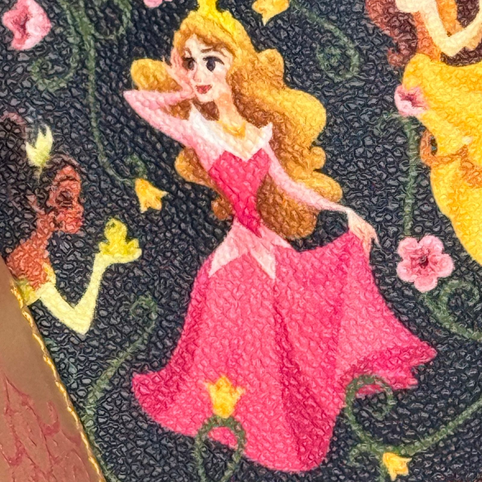 Dooney & Bourke Rare Dooney & Bourke Princess Half Marathon Pouchette 2016 Size ONE SIZE - 3 Thumbnail