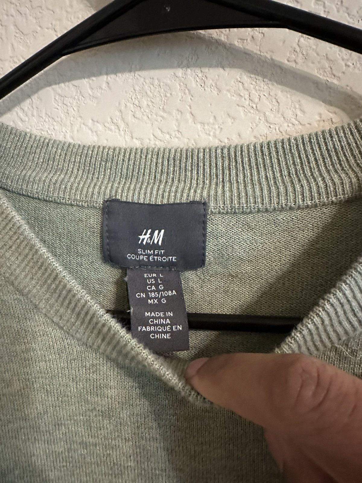H&M Mens slim fit pistachio green long sleeve sweater knit L Size US L / EU 52-54 / 3 - 2 Thumbnail