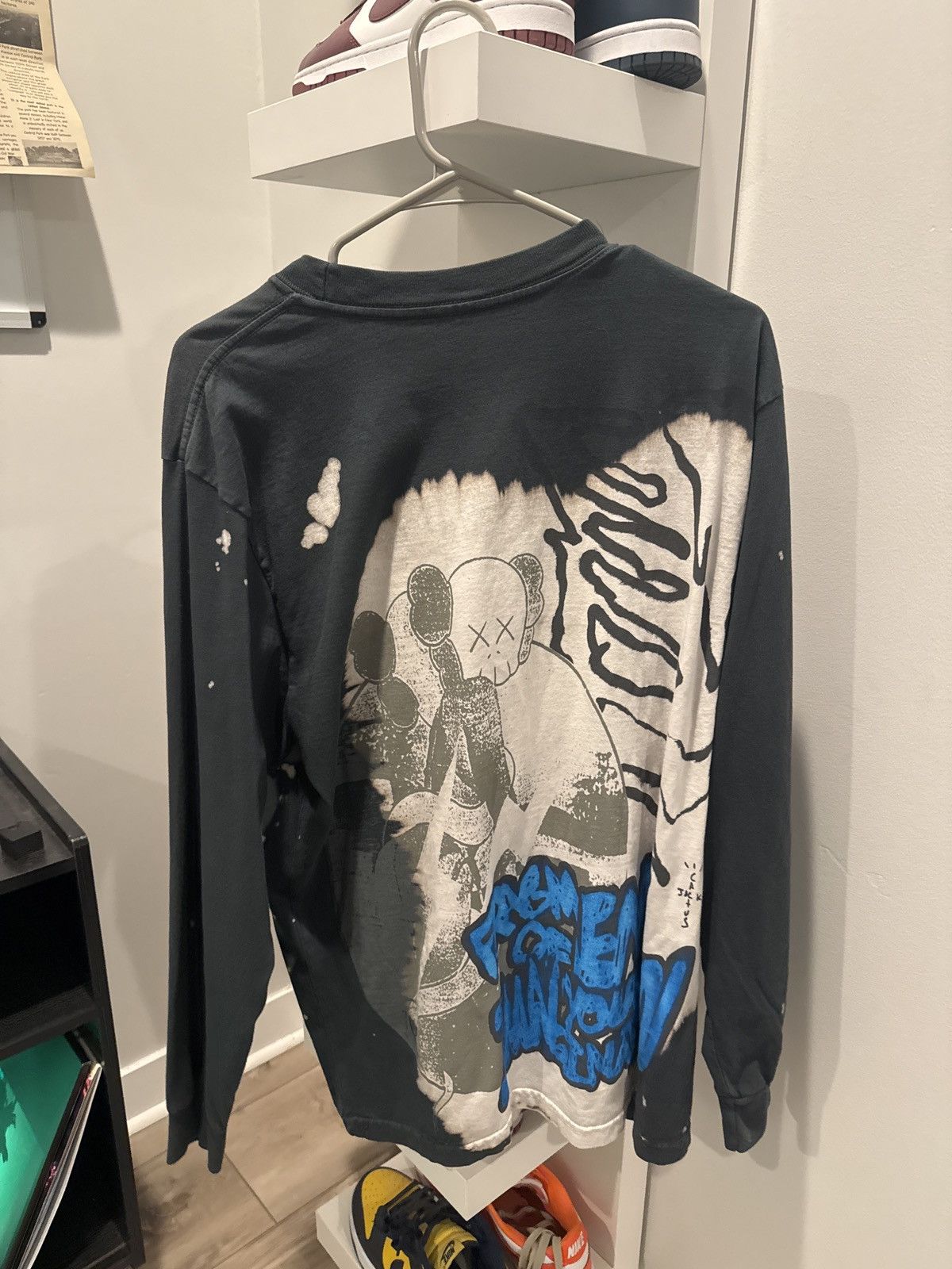 Travis Scott Travis Scott Kaws Long Sleeve Size US XL / EU 56 / 4 - 2 Thumbnail