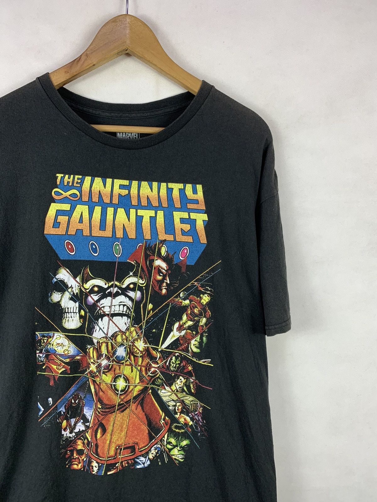Marvel Comics Steals! The Infinity Gauntlet Marvel Comics Tee Size US XL / EU 56 / 4 - 3 Thumbnail