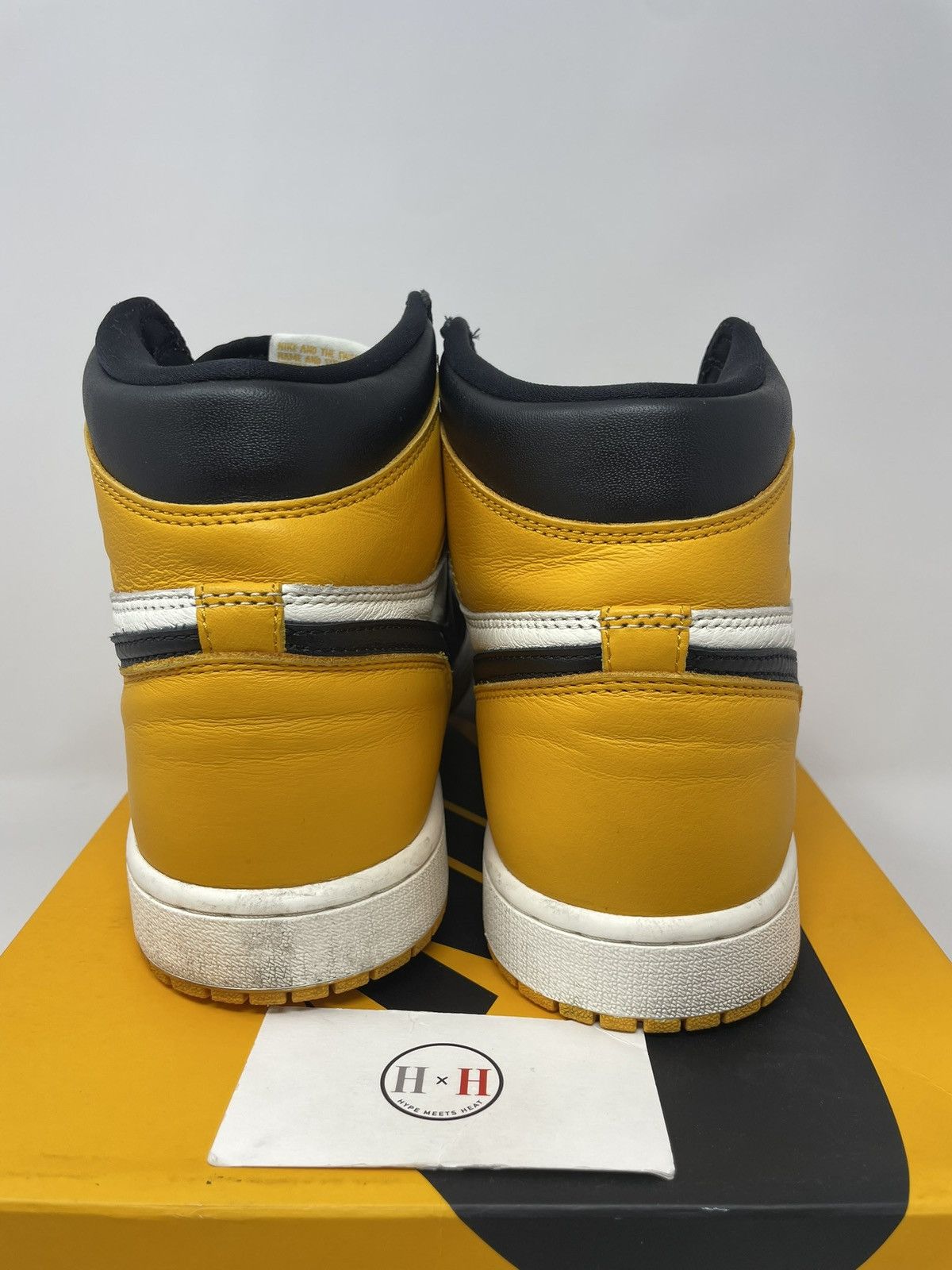 Jordan Brand Air Jordan 1 Retro High Yellow Toe Taxi Size US 11 / EU 44 - 5 Thumbnail