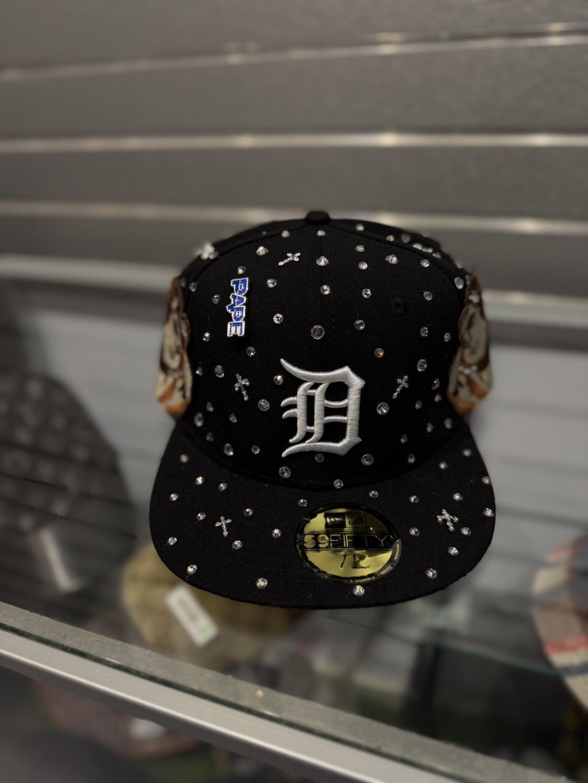 Other PAPE Fitted Hat Stone Crystal Brand New 7 1/2 Size ONE SIZE - 7 Thumbnail