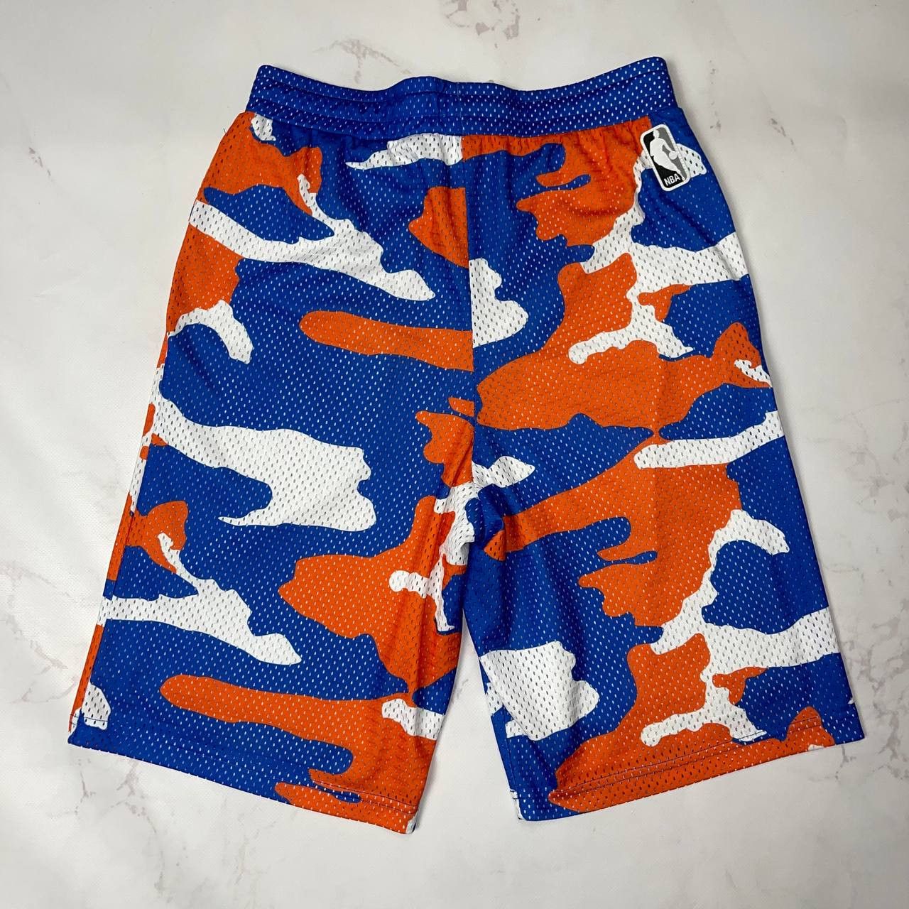 Adidas New York Knicks basketball Shorts Adidas NBA Sz S Size US 28 / EU 44 - 5 Thumbnail