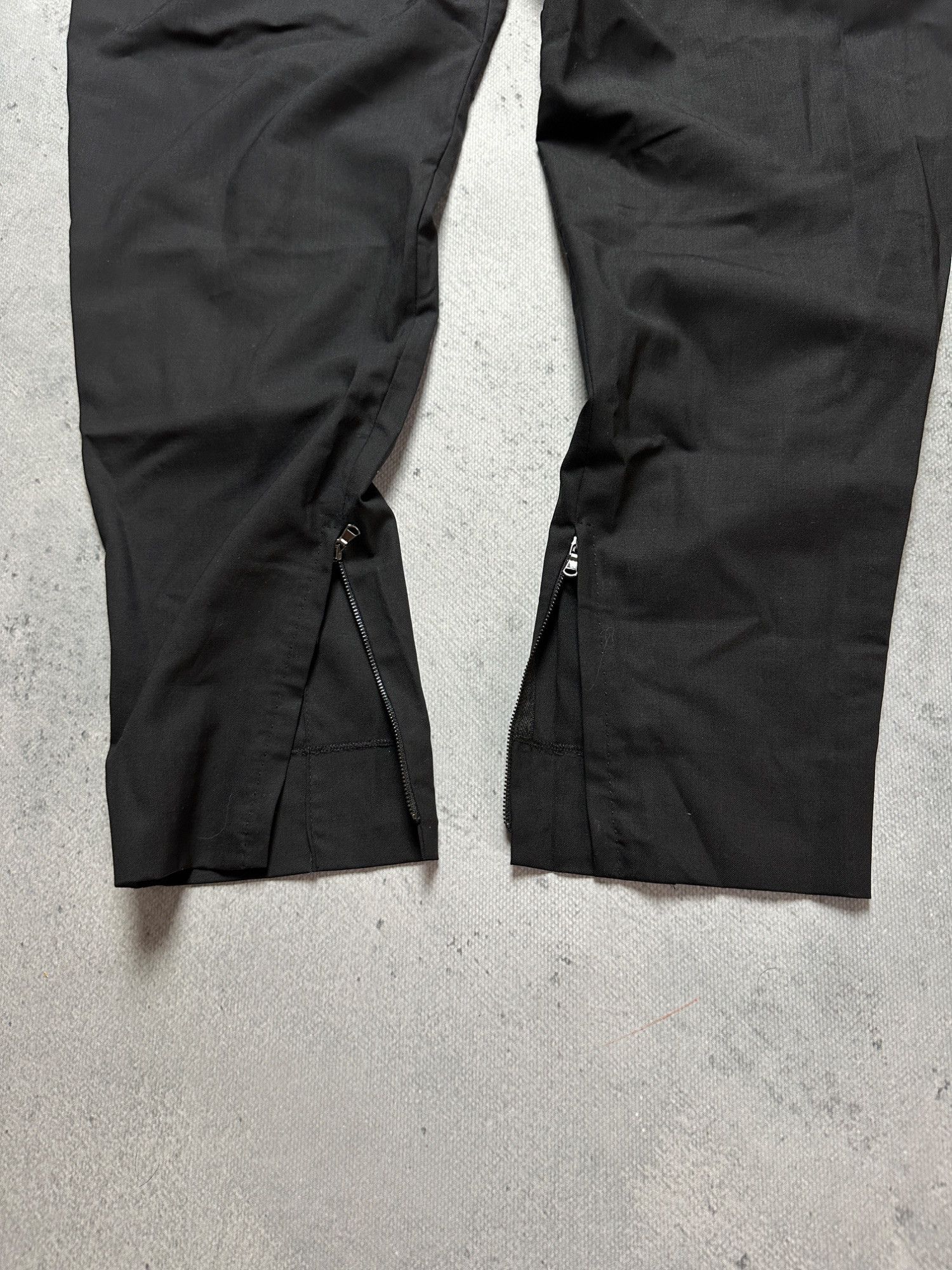 Dolce & Gabbana Black Pleated Trousers Size 42 Zip Ankle 90s