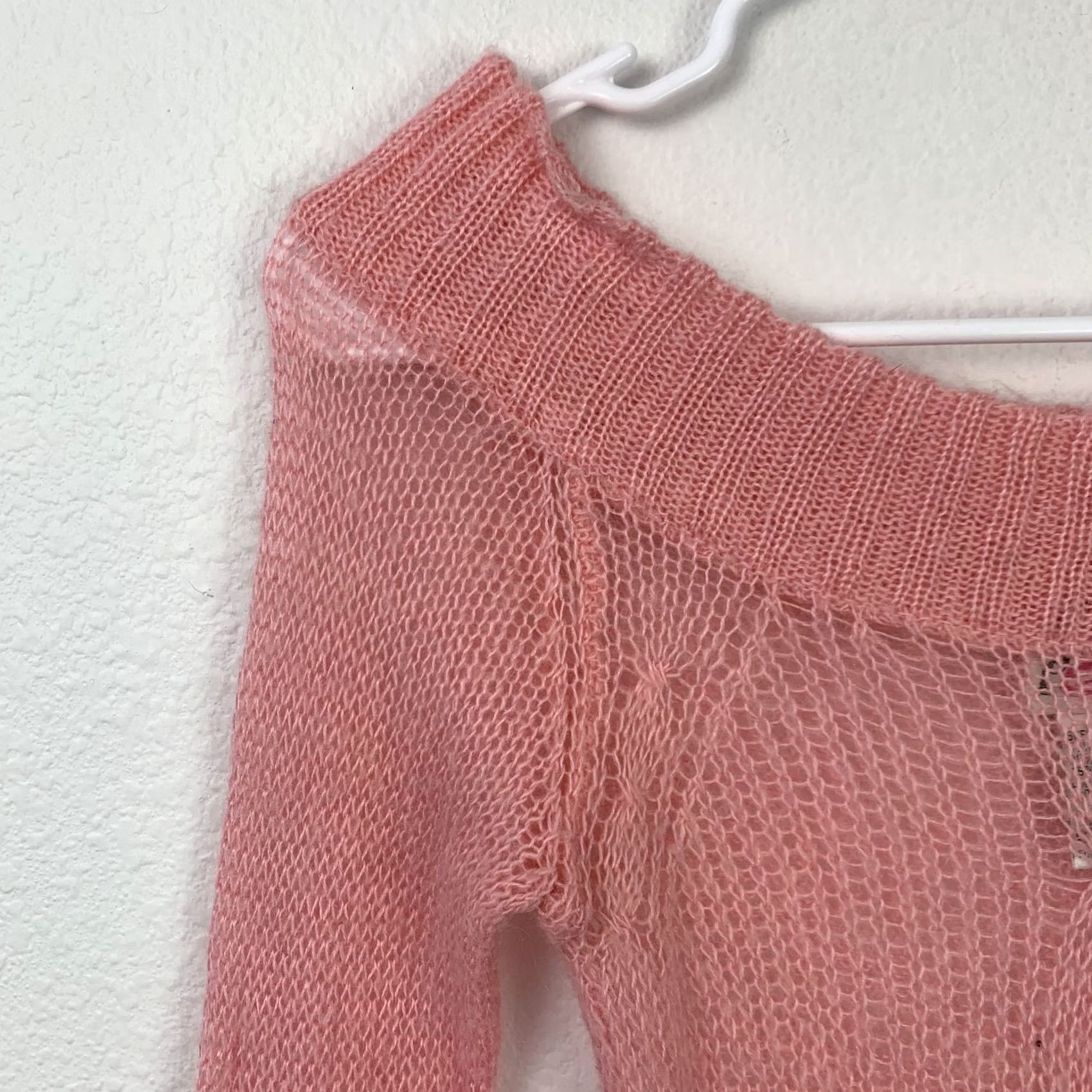 Vintage VINTAGE Pout Pink Mohair Blend Sheer Off Shoulder Cable Knit Sweater L Balletcore Y2K Womens Pullover Off the Shoulder Long Sleeve Bell Sleeve Size L / US 10 / IT 46 - 2 Thumbnail