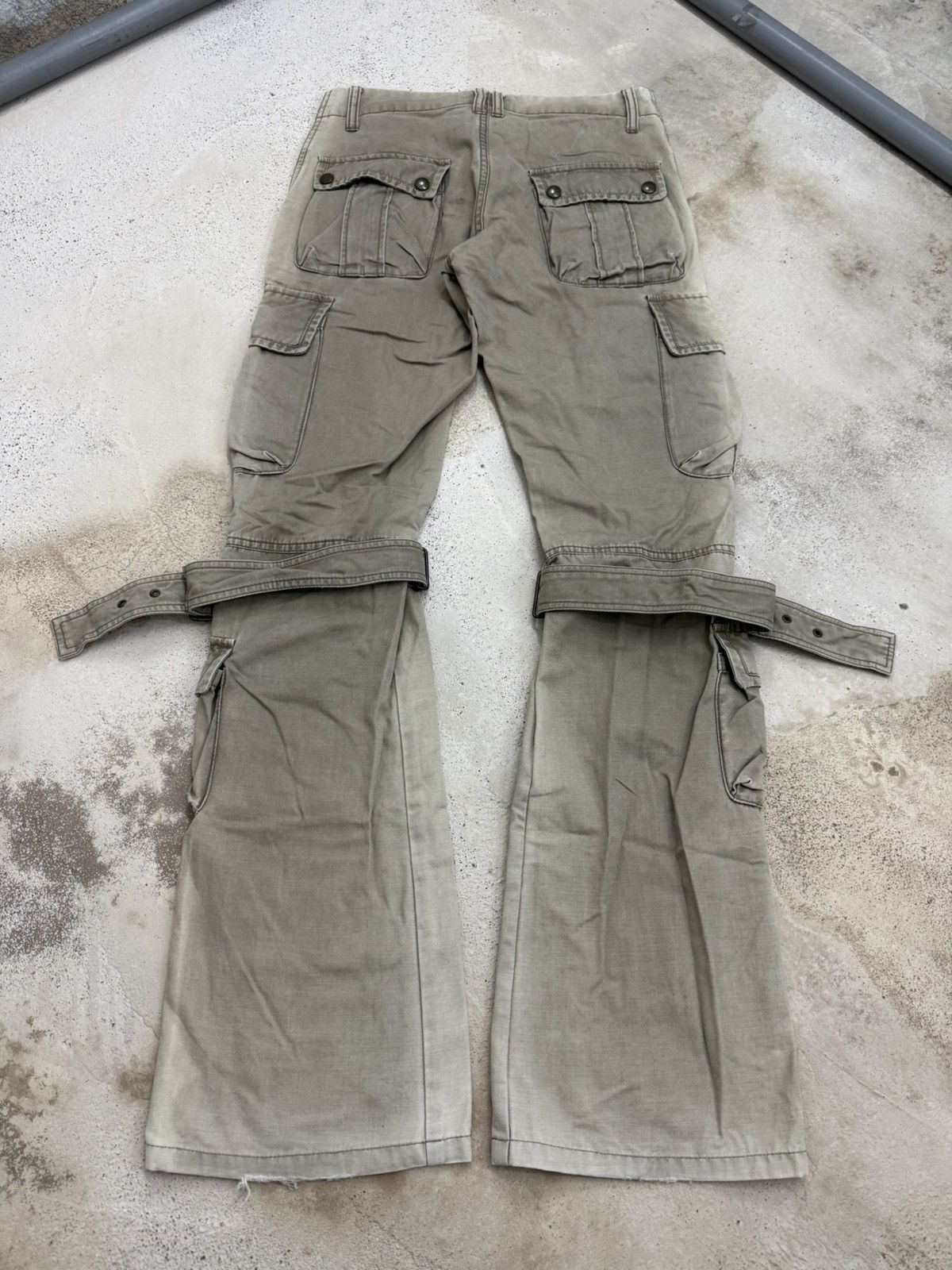 Issey Miyake × Tete Homme Tete Homme Japan Two Tones Faded Bondage Cargo Flared Pants Size US 30 / EU 46 - 2 Thumbnail