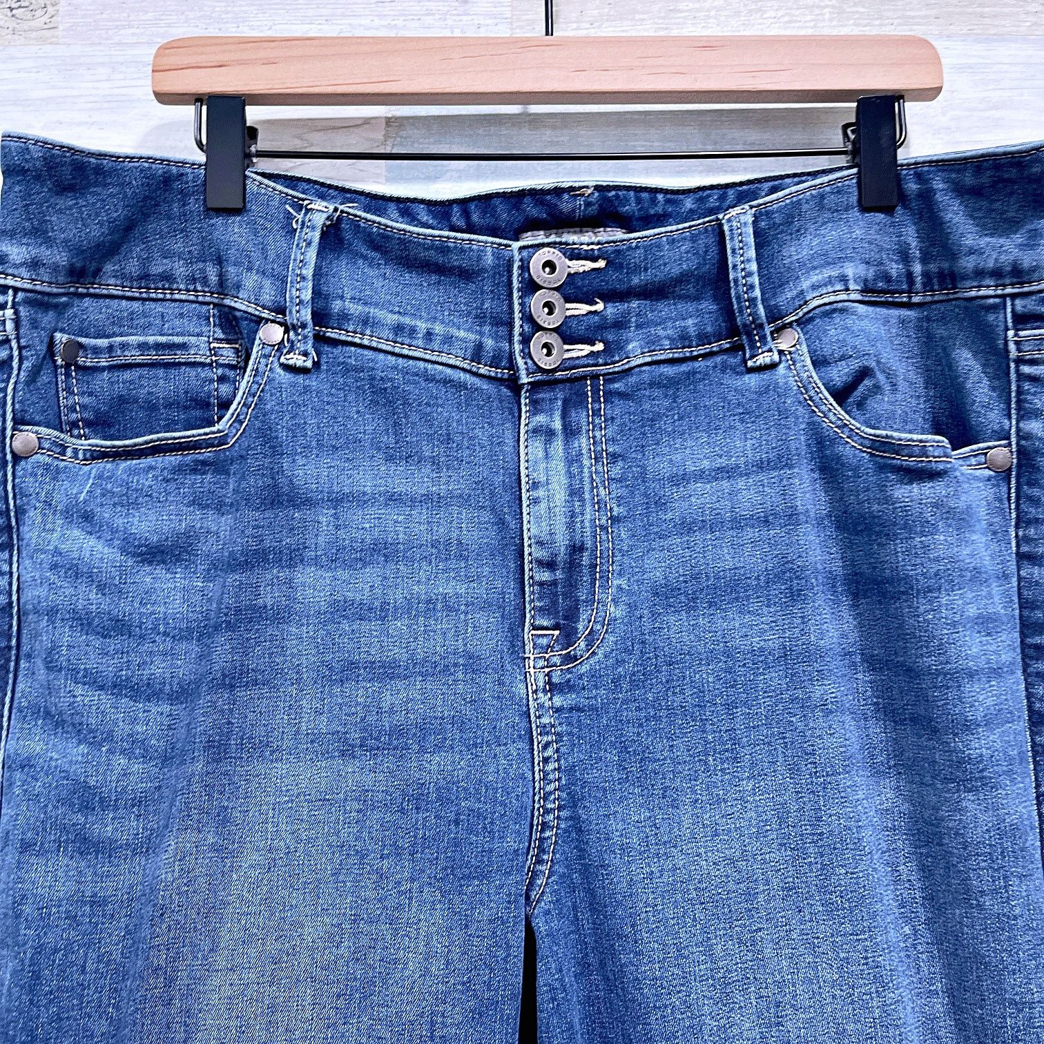 Other Torrid Jegging Skinny Super Soft High-Rise Jeans Blue 20 Size 42" / US 20 - 2 Thumbnail